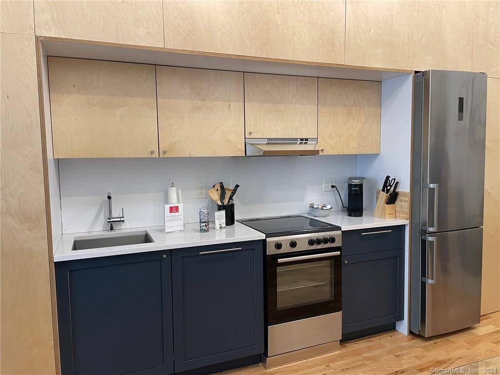 New Haven, CT 06510,139 Orange Street #202