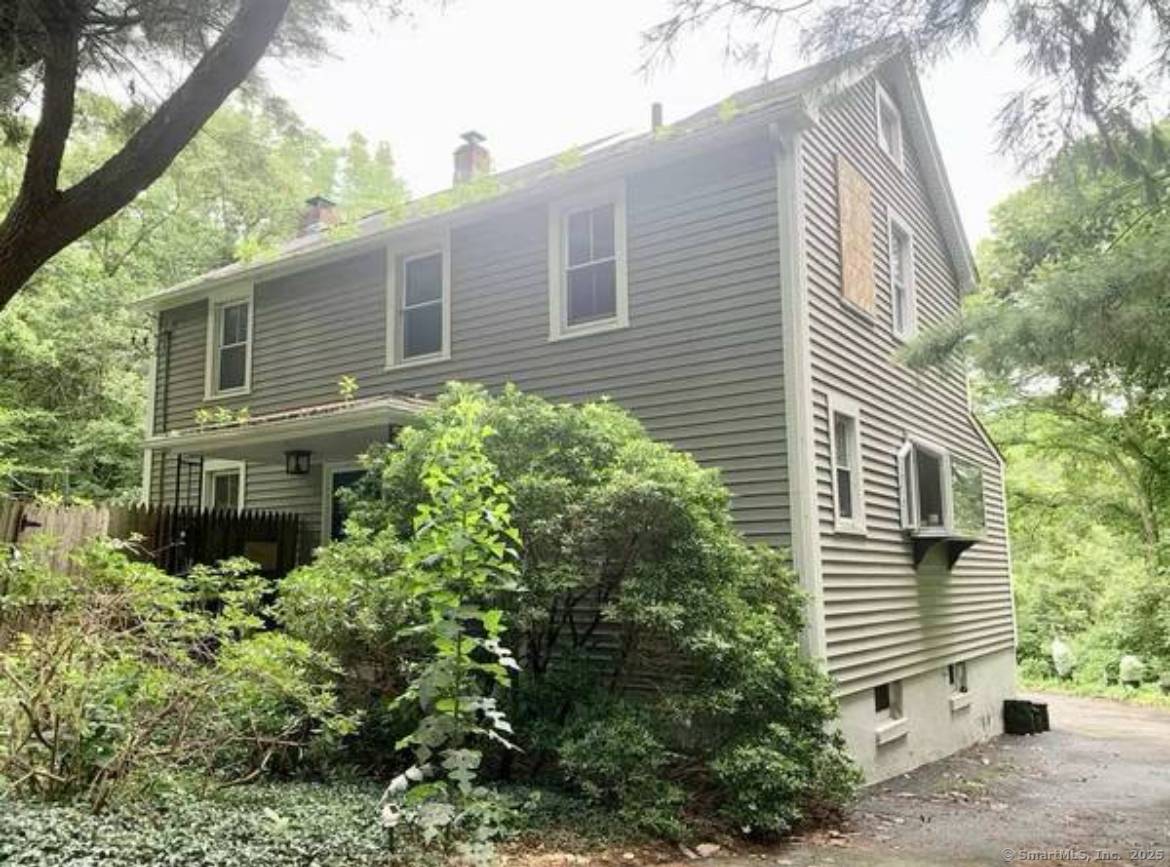 Hamden, CT 06514,1020 Wintergreen Avenue