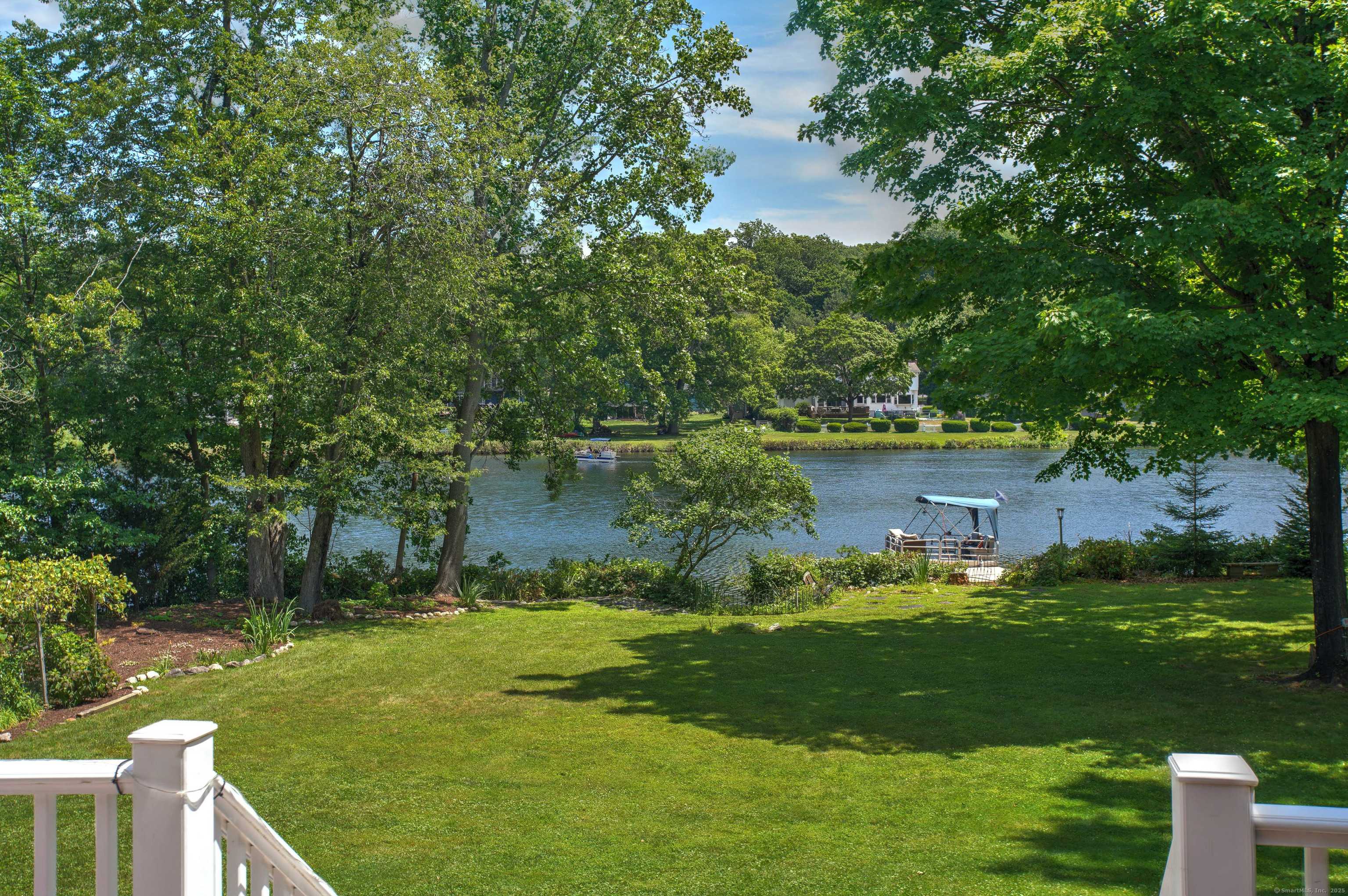 Fairfield, CT 06825,561 Winnepoge Drive