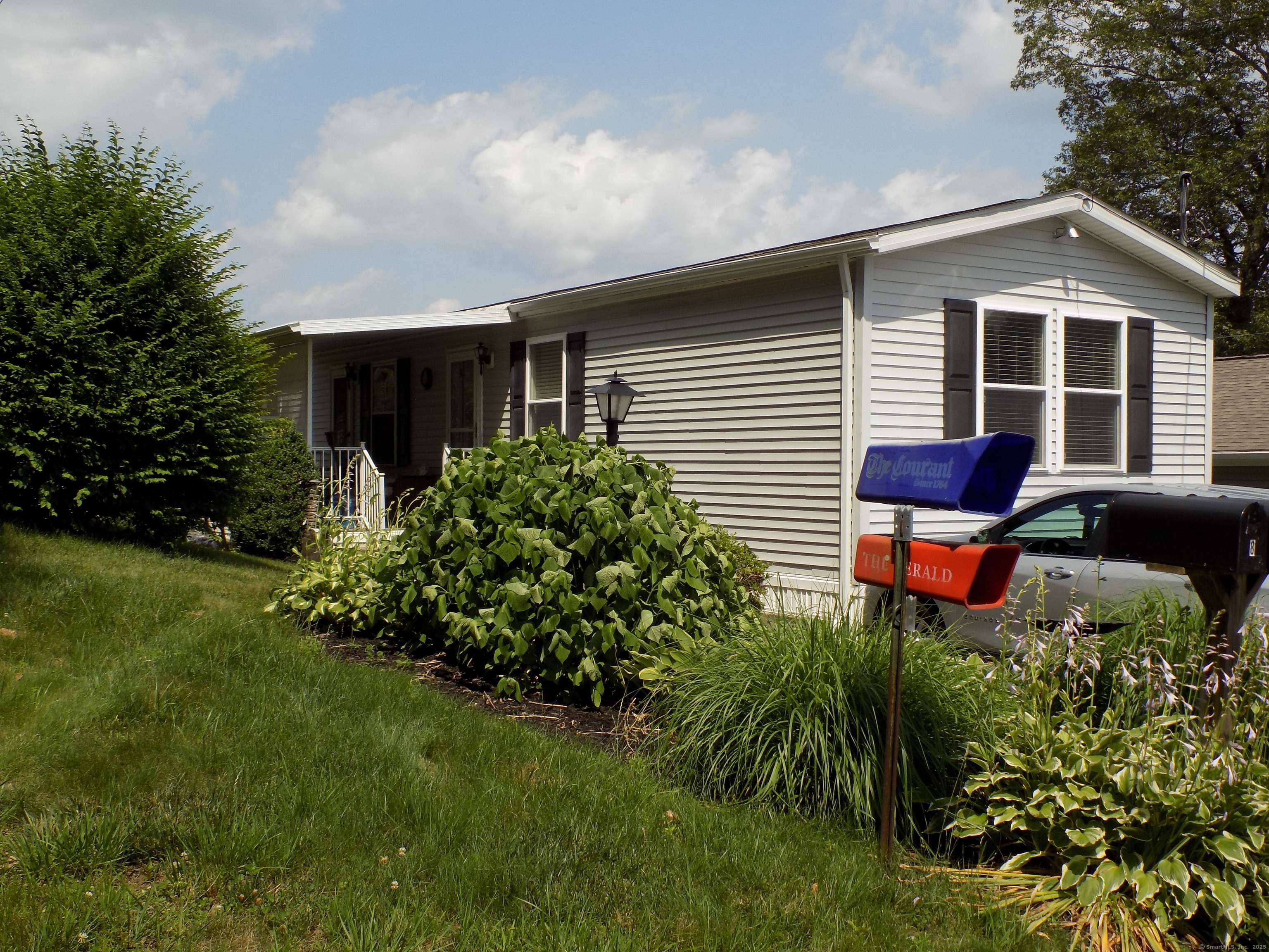 Southington, CT 06489,6 Sycamore Road