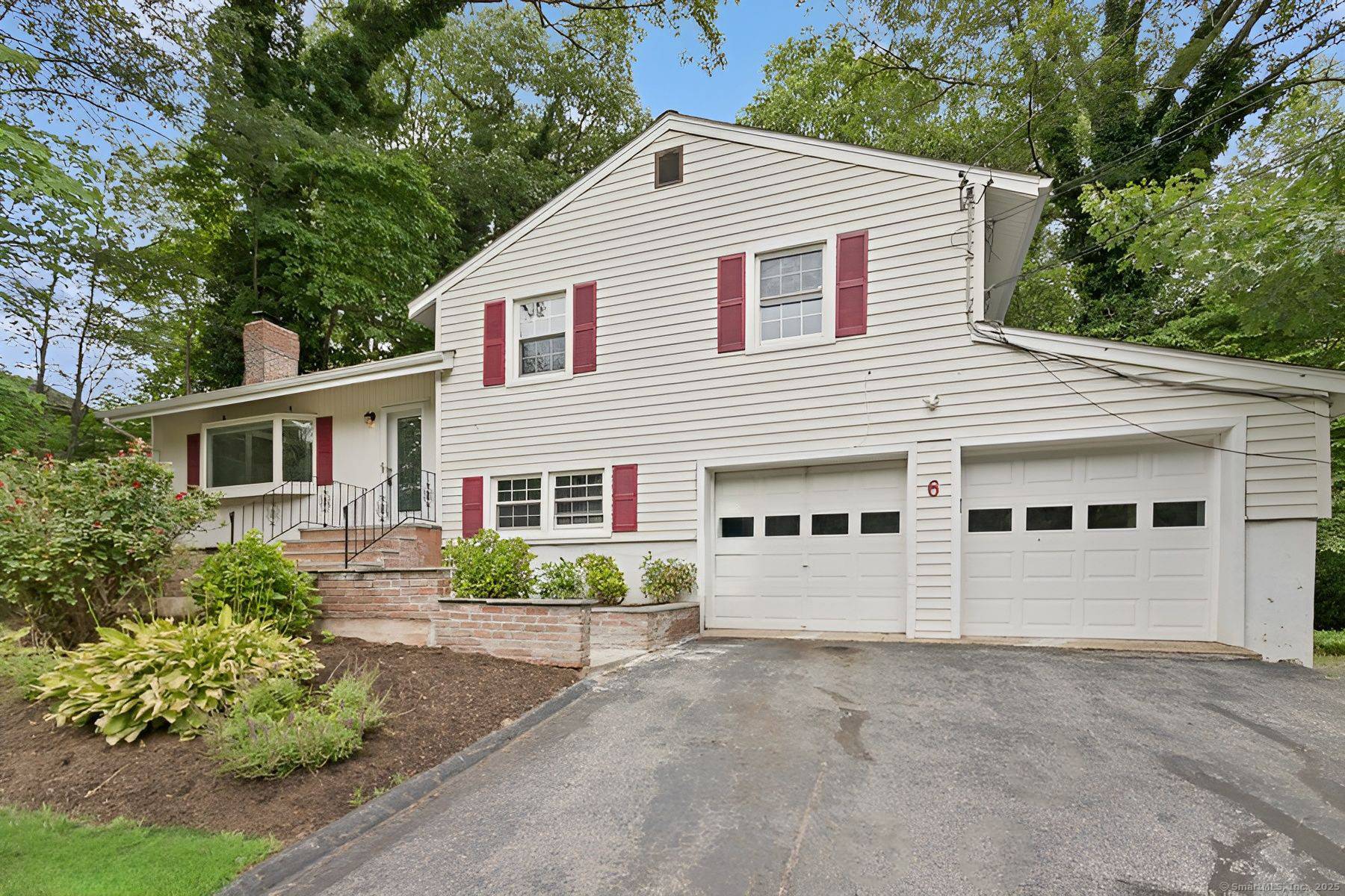 Norwalk, CT 06851,6 Kingsbury Road