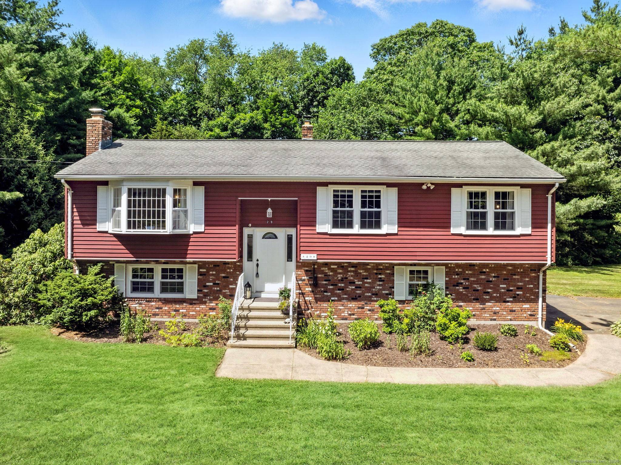 North Branford, CT 06472,29 Sunnyside Drive
