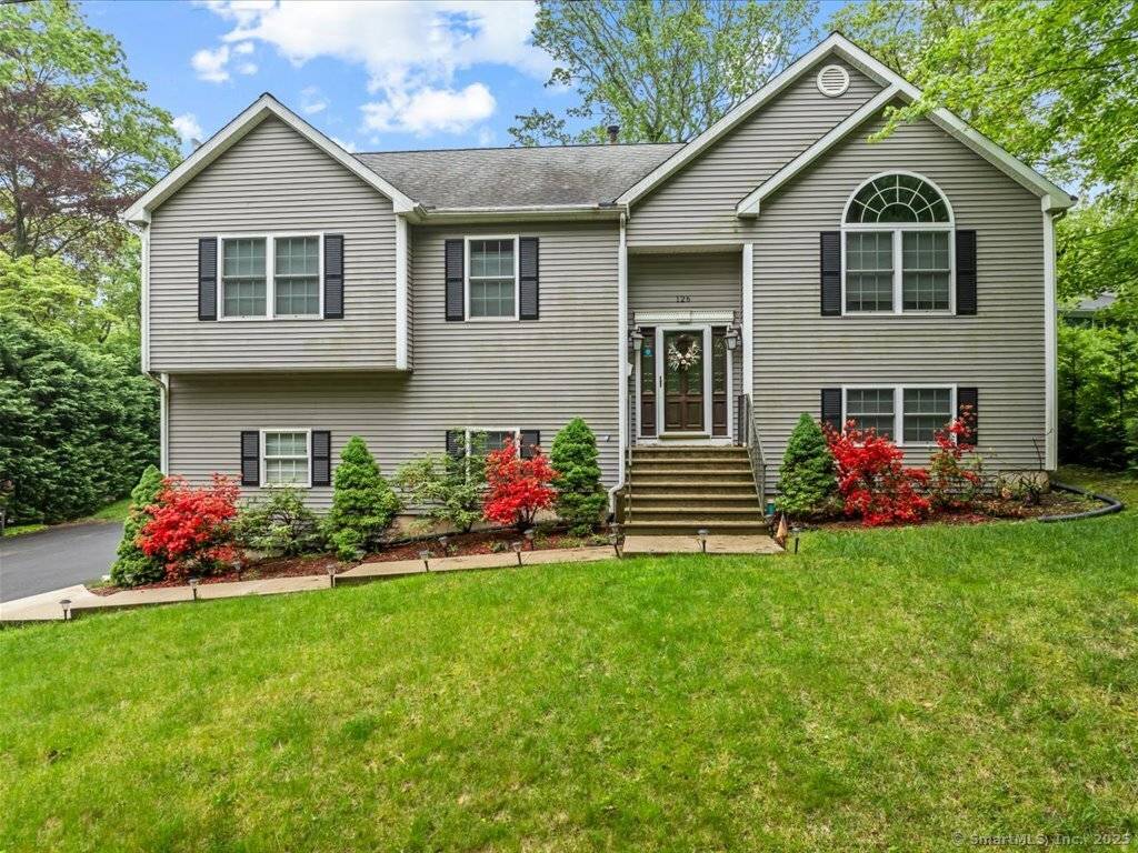 New Haven, CT 06515,126 Conrad Drive