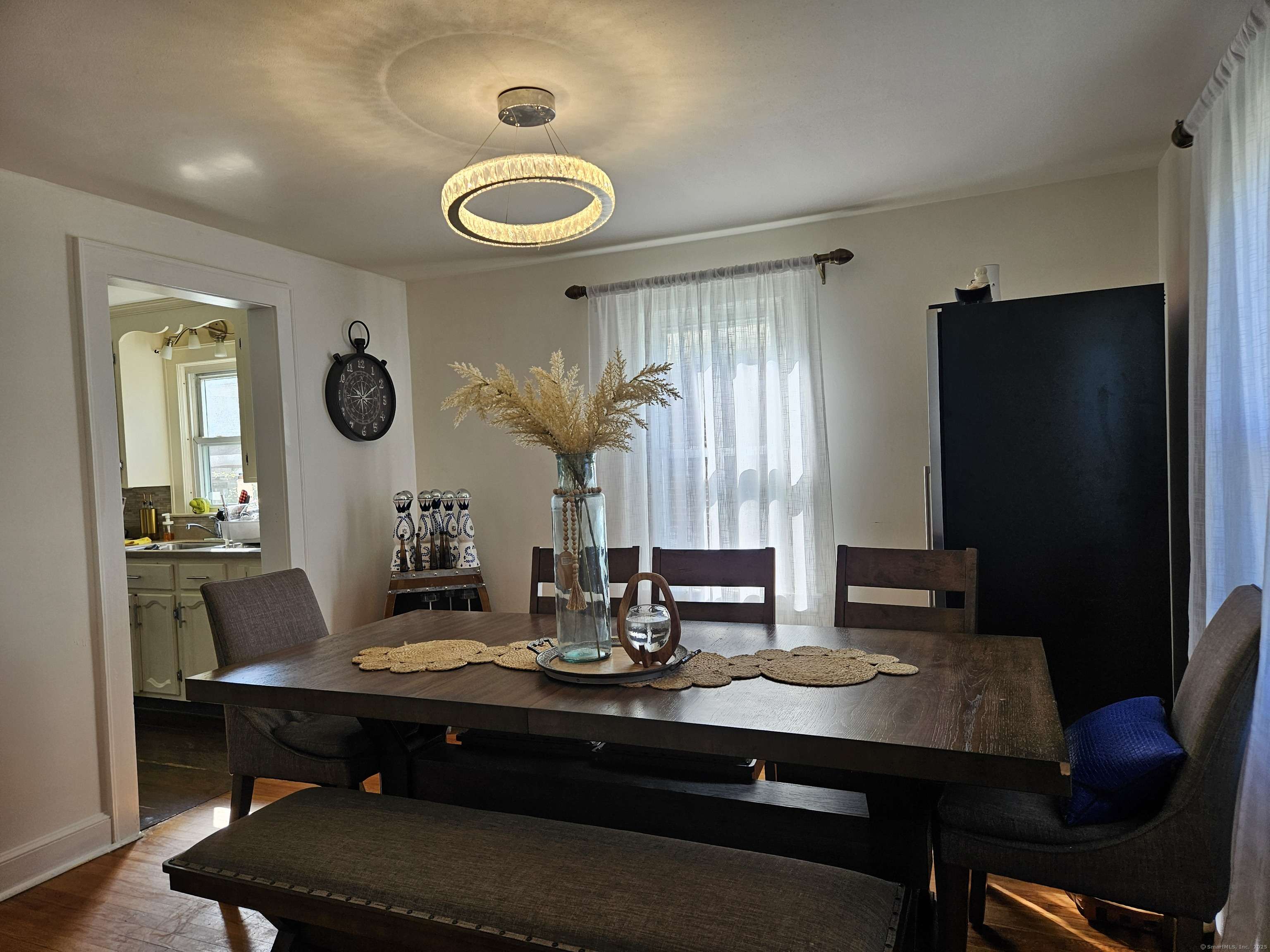 West Haven, CT 06516,805 Savin Avenue