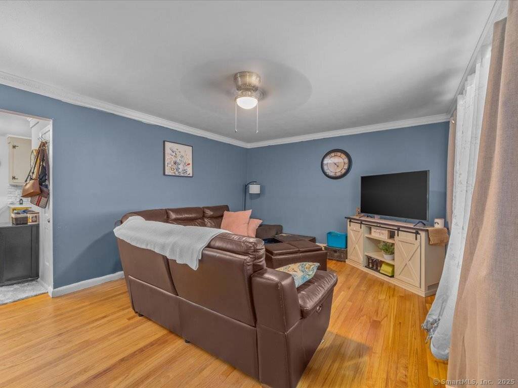 Montville, CT 06382,191 Raymond Hill Road