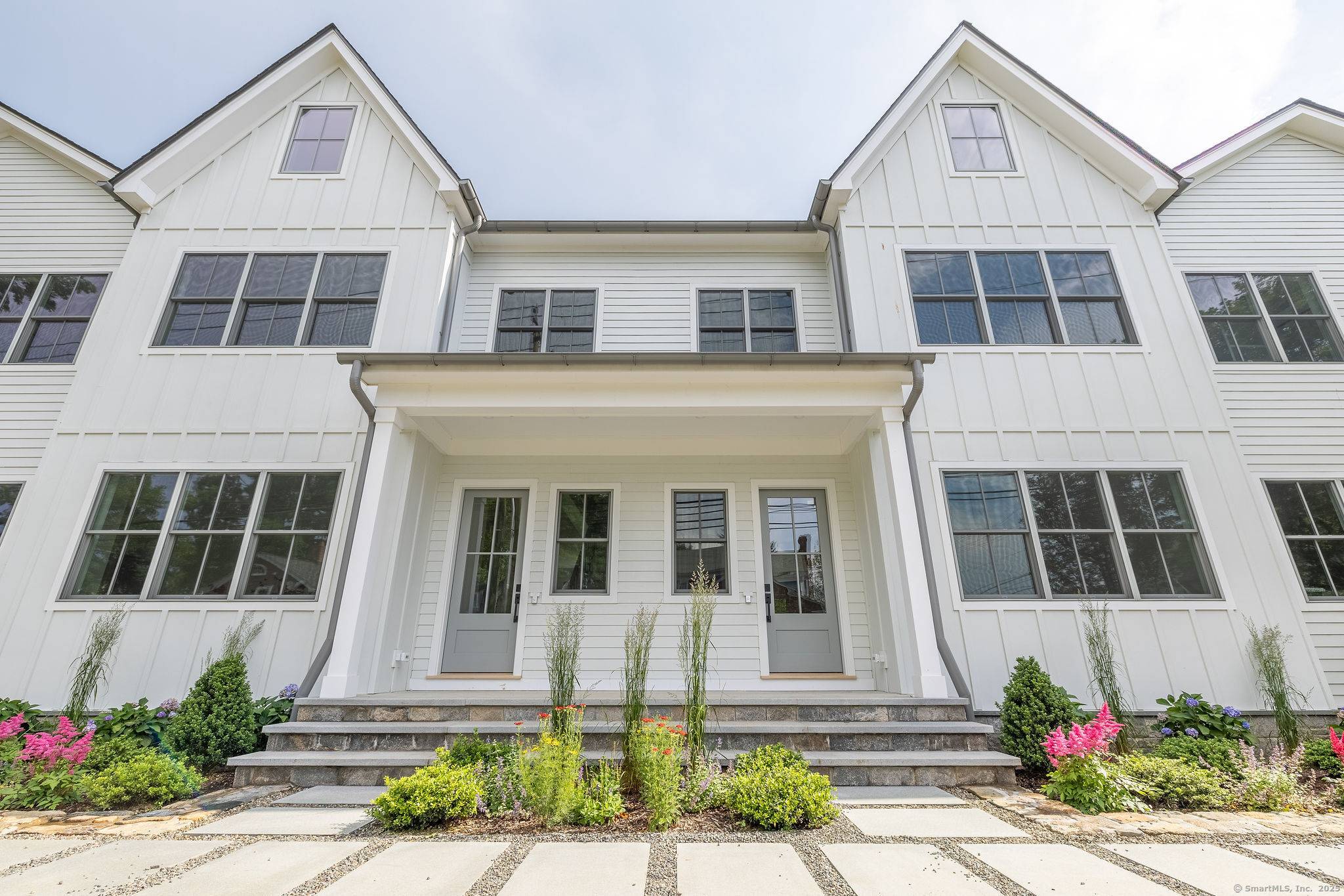 New Canaan, CT 06840,133 East Avenue #B