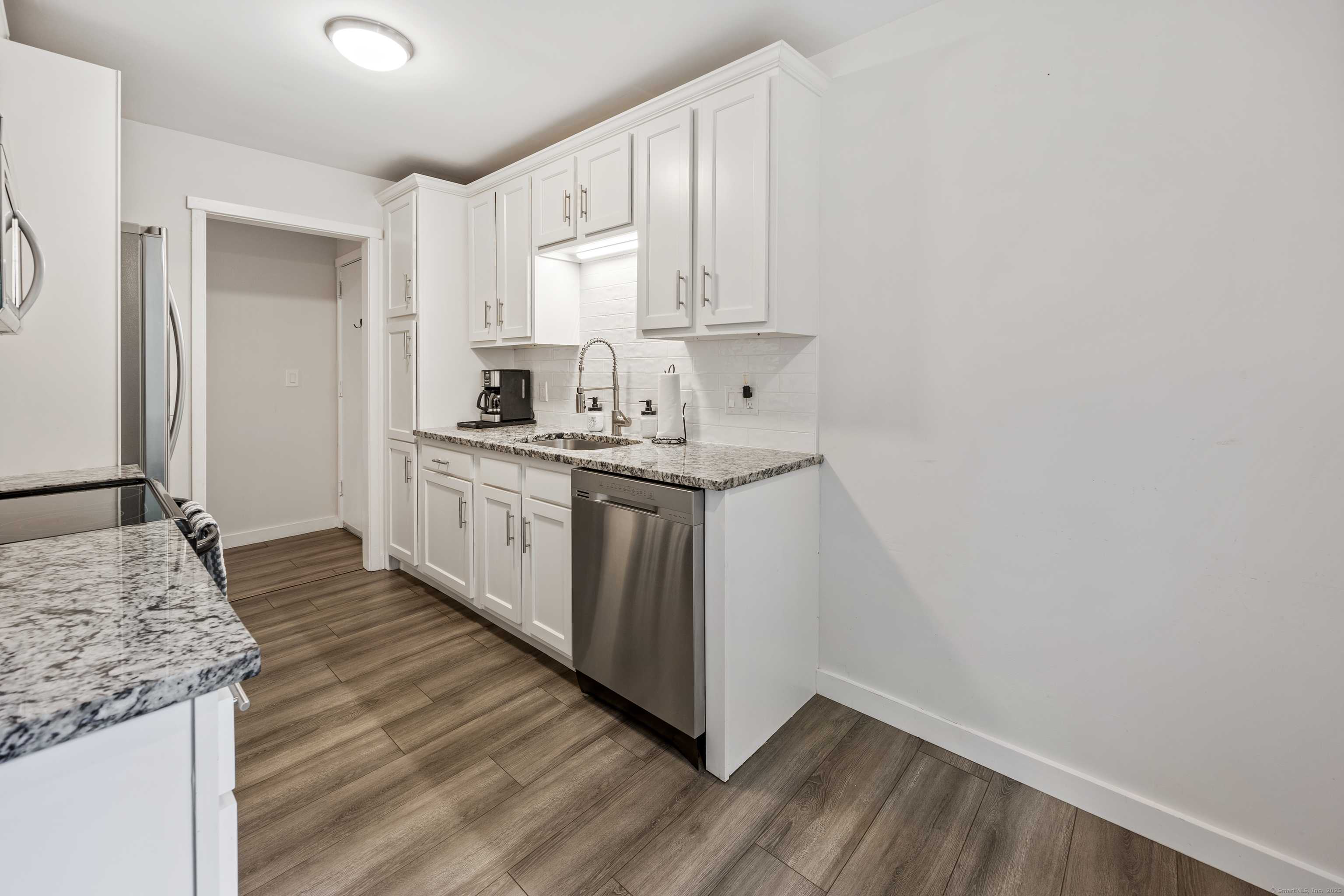 Southbury, CT 06488,93 Heritage Village #D
