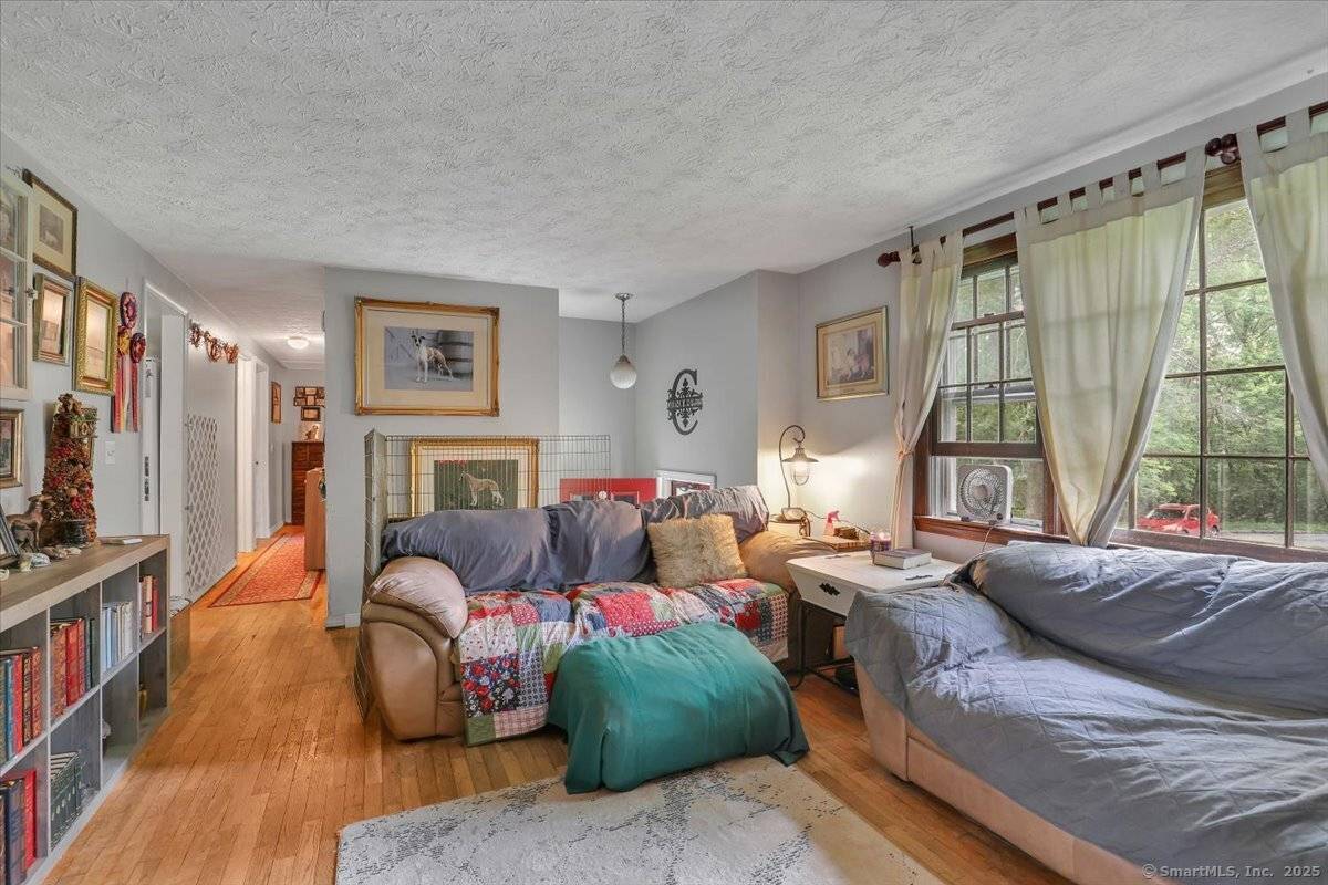 Willington, CT 06279,25 Ridgewood Road