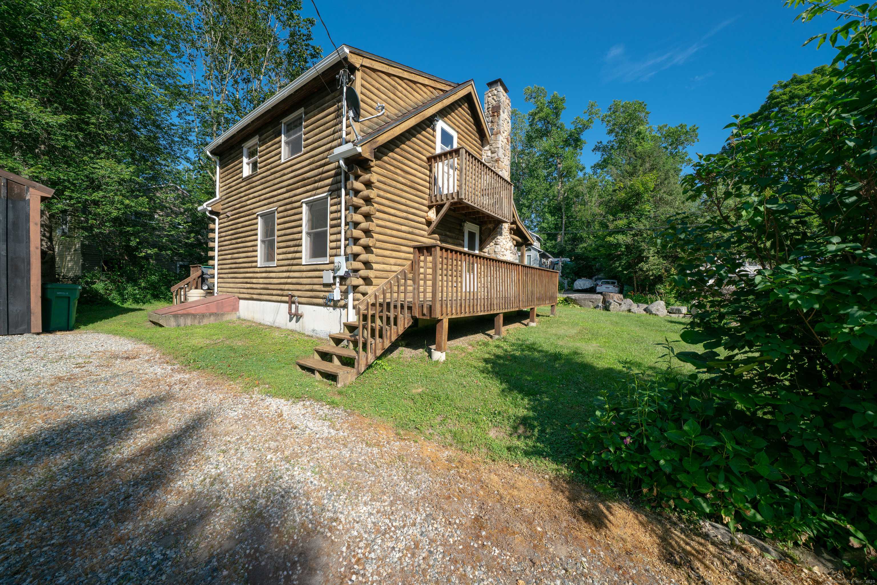 East Hampton, CT 06424,14 Barrie Road