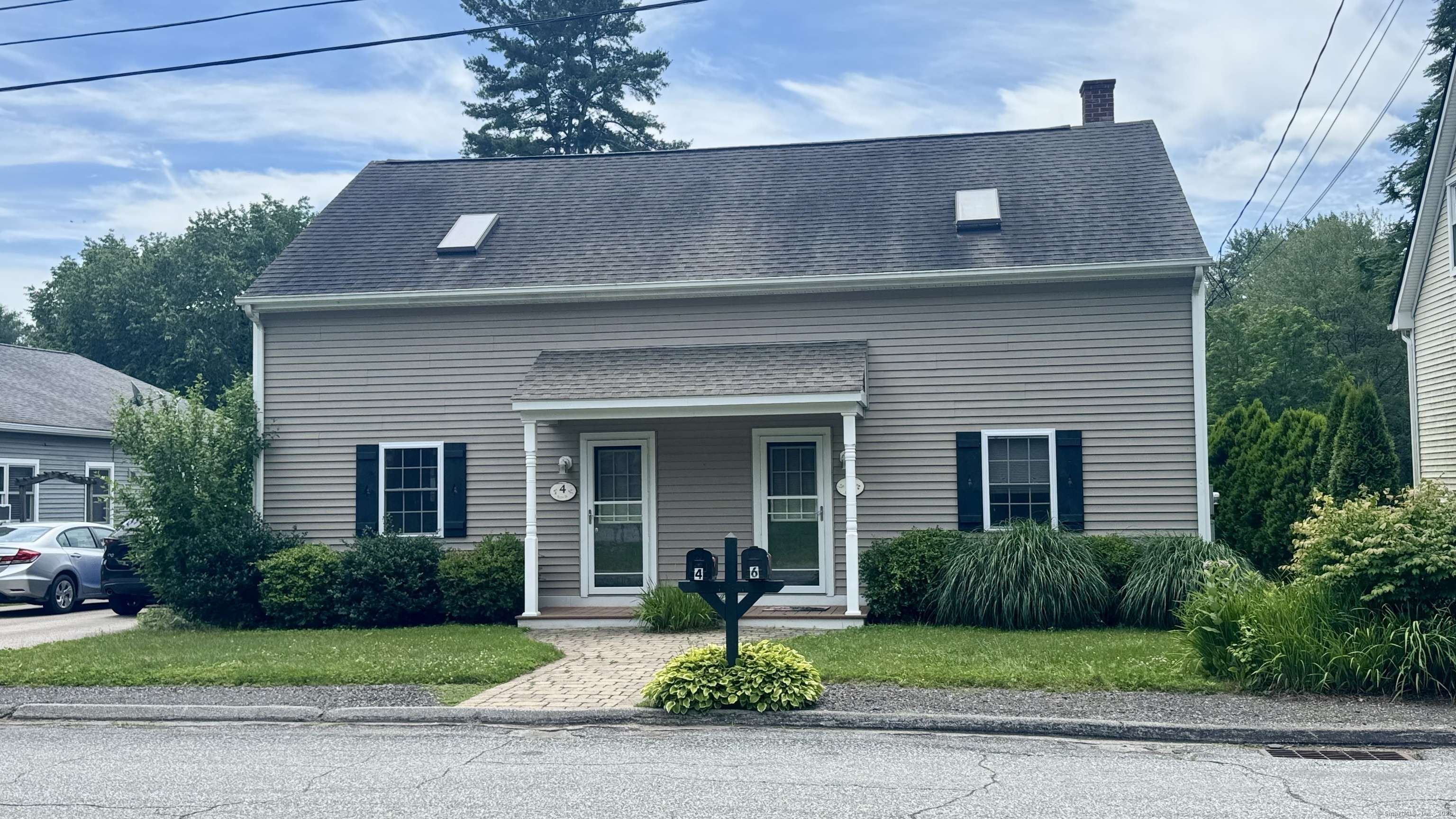 Griswold, CT 06351,4 River Street #4