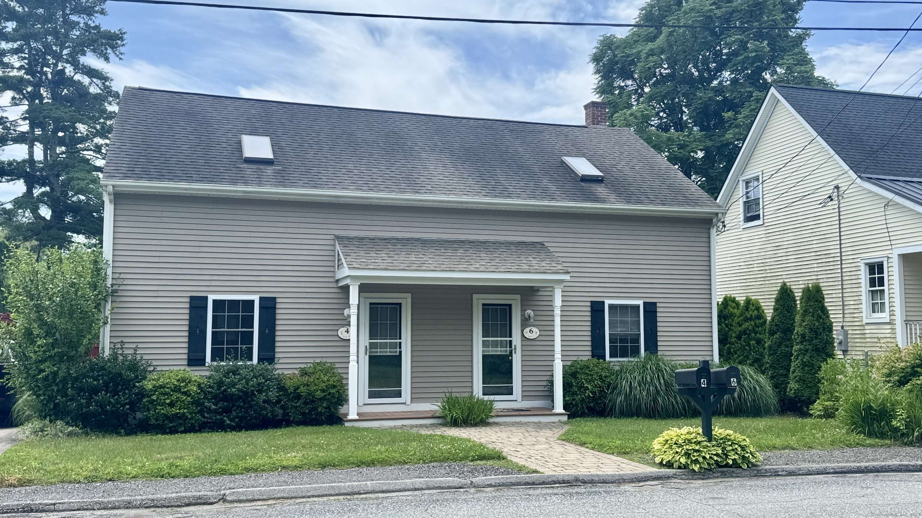 Griswold, CT 06351,4 River Street #4