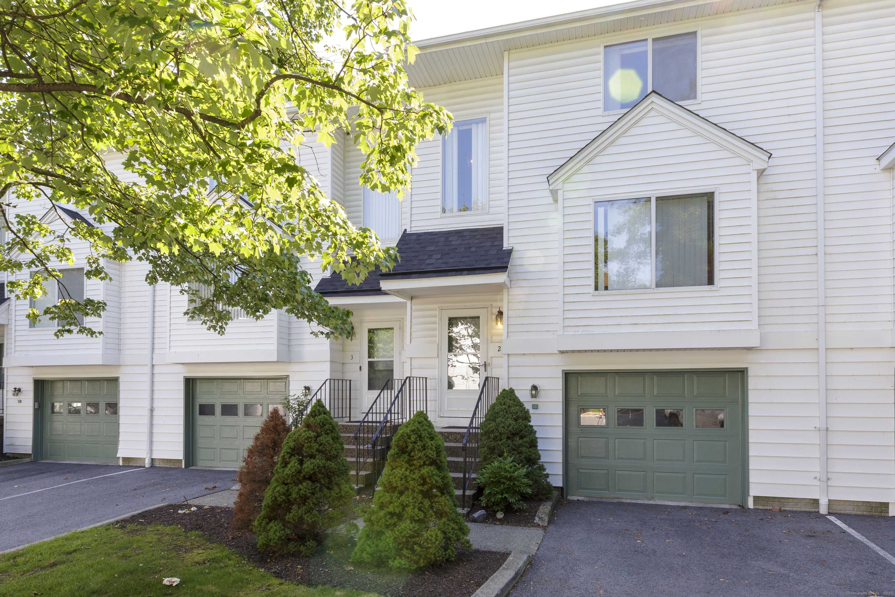 Danbury, CT 06810,68 Virginia Avenue #2