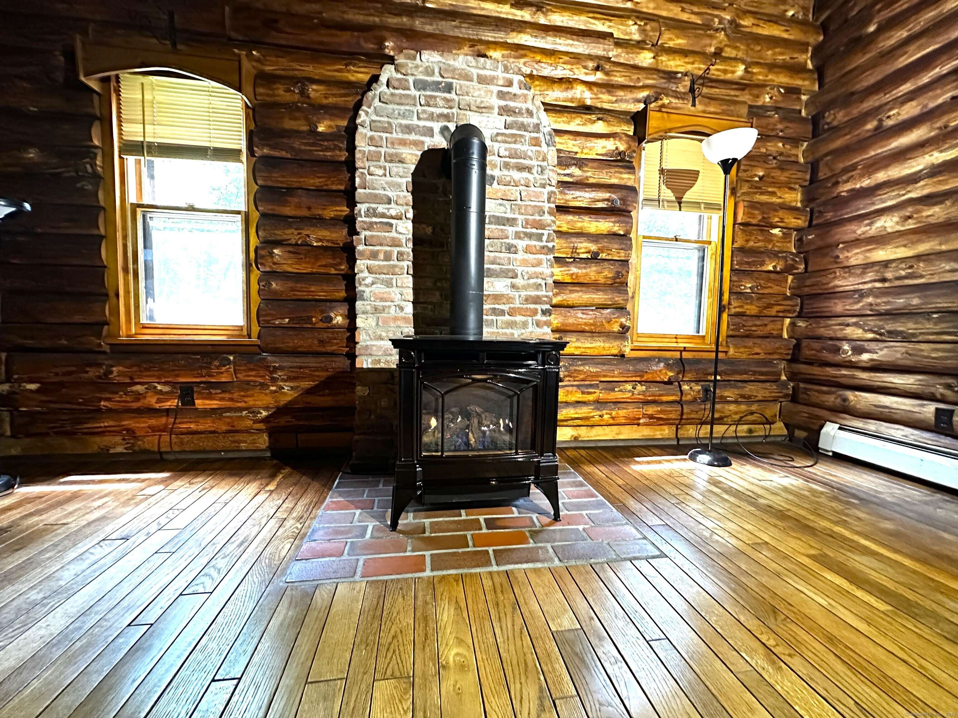 Montville, CT 06370,874 Chesterfield Road