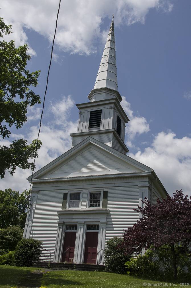New Milford, CT 06755,685 Kent Road