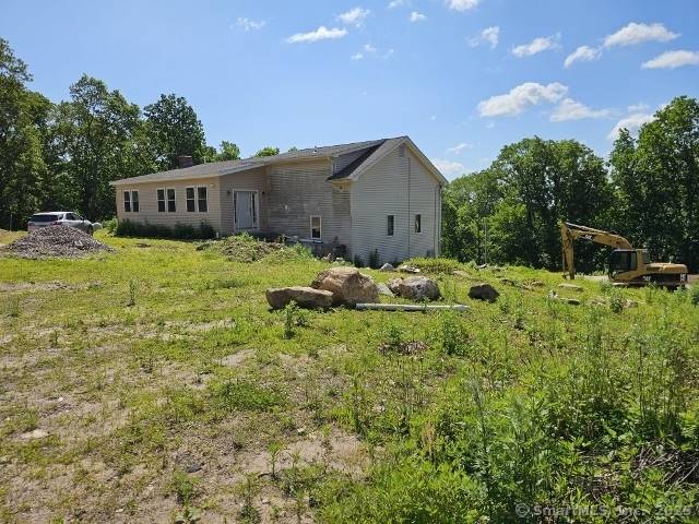 Tolland, CT 06084,390 Old Post Road