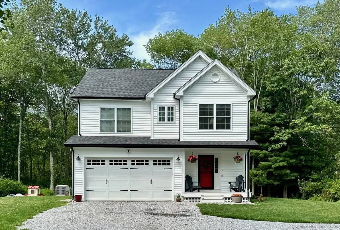 Lyme, CT 06371,3 Avenue B