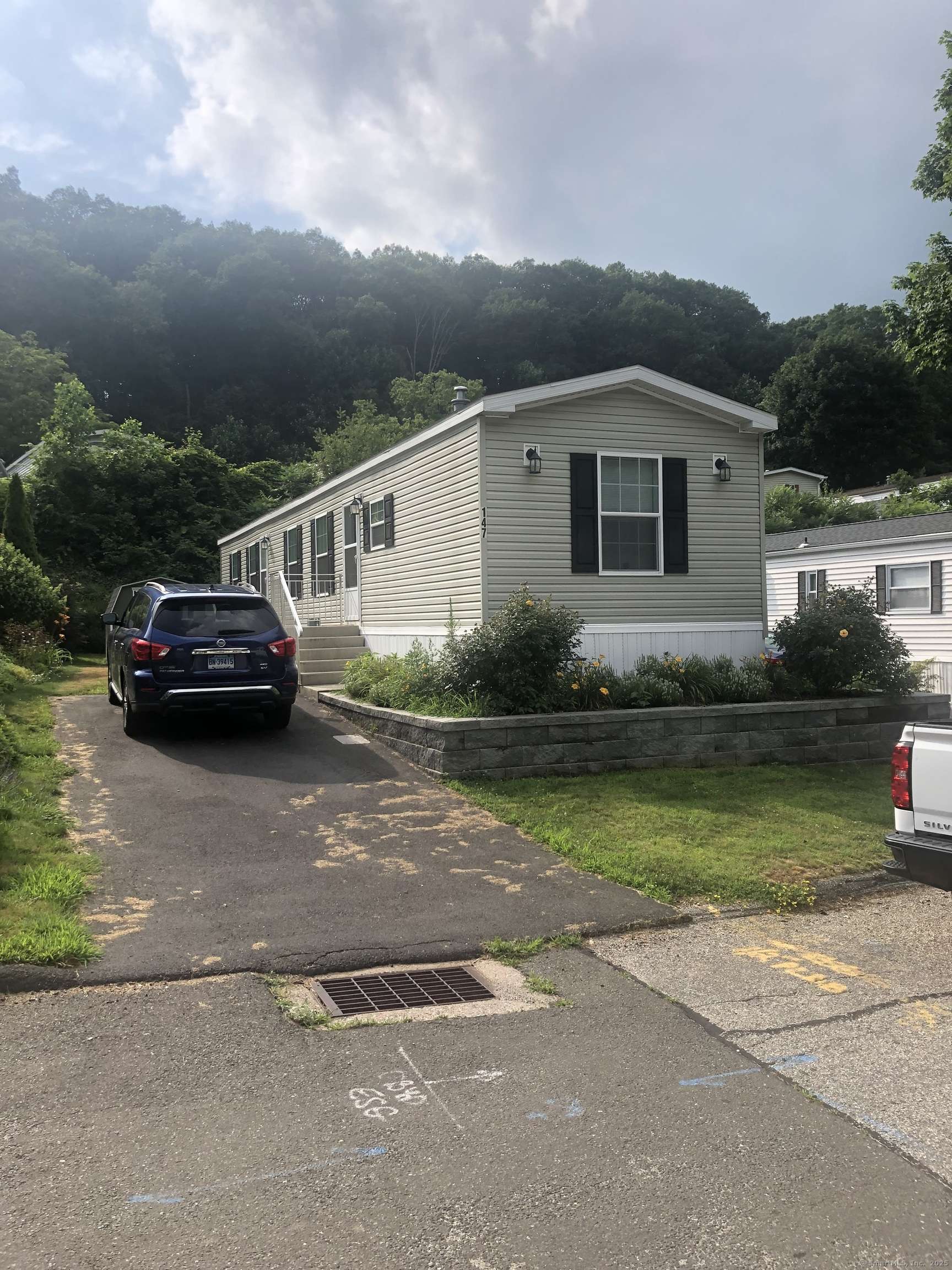Shelton, CT 06484,147 Woodland Park