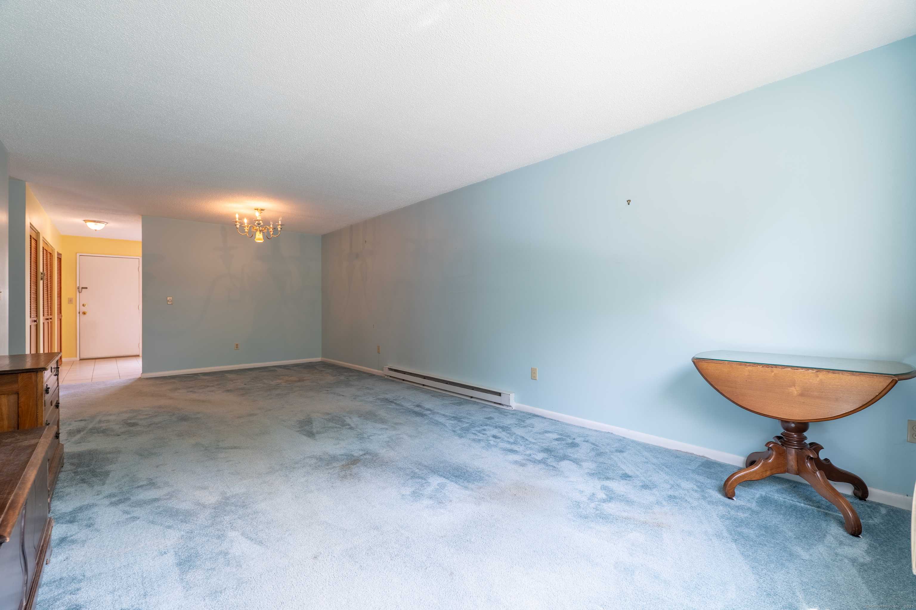 Meriden, CT 06450,560 Yale Avenue #54