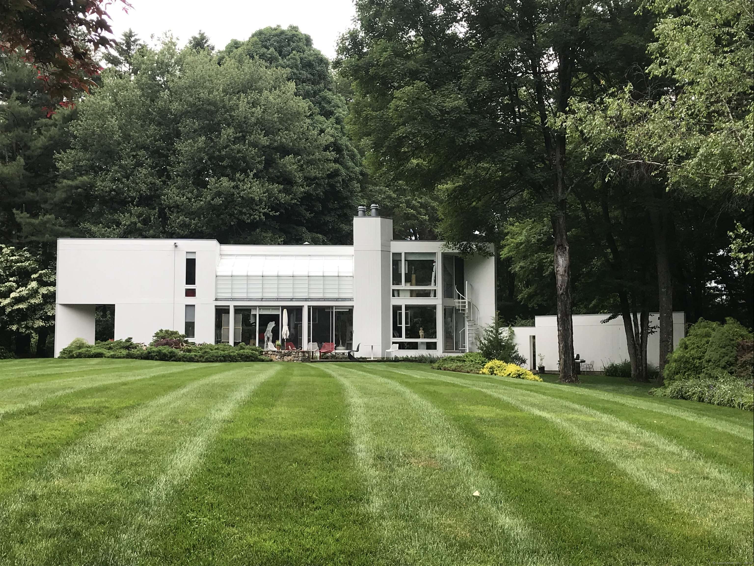 Ridgefield, CT 06877,274 Nod Road
