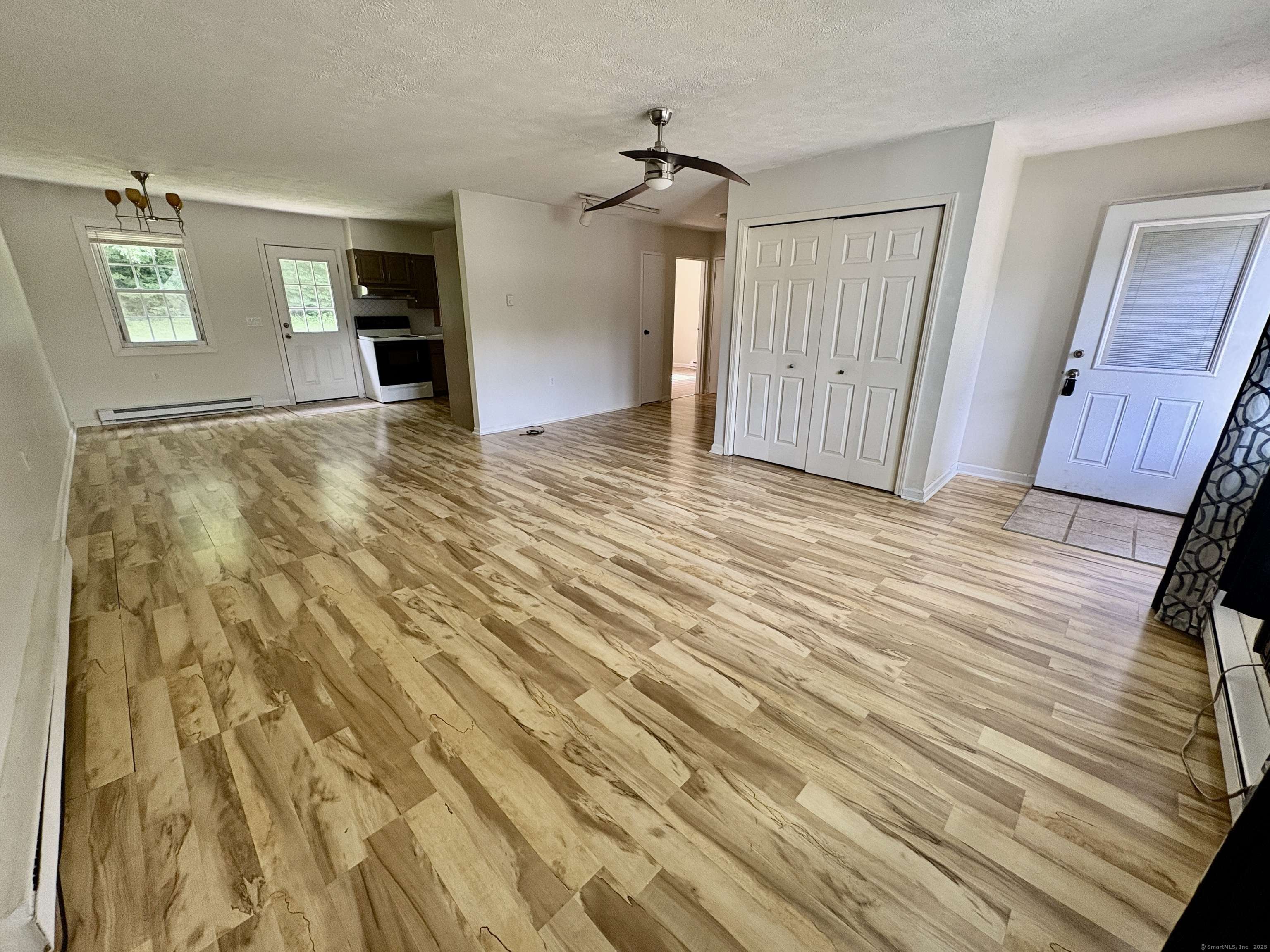 Salem, CT 06420,73 Horse Pond Road #APT K