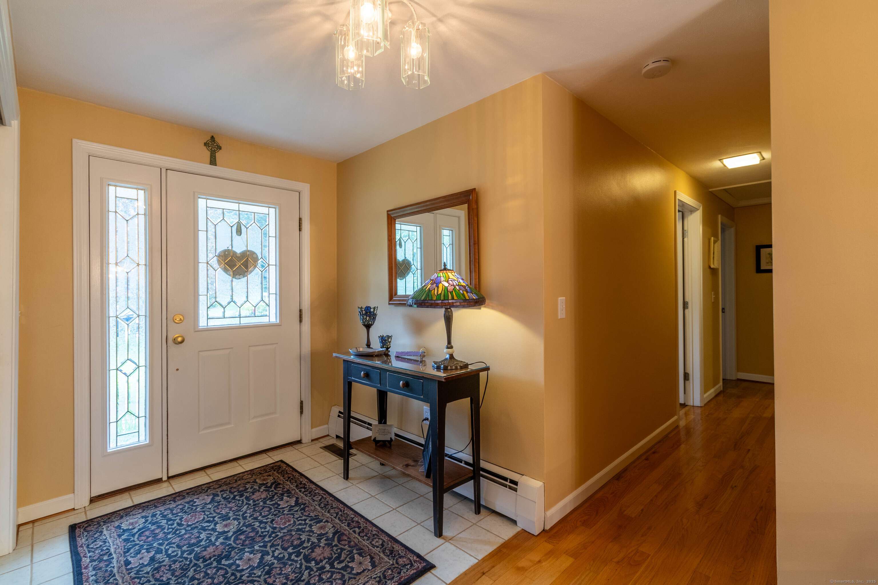 East Hampton, CT 06424,4 Melburn Avenue