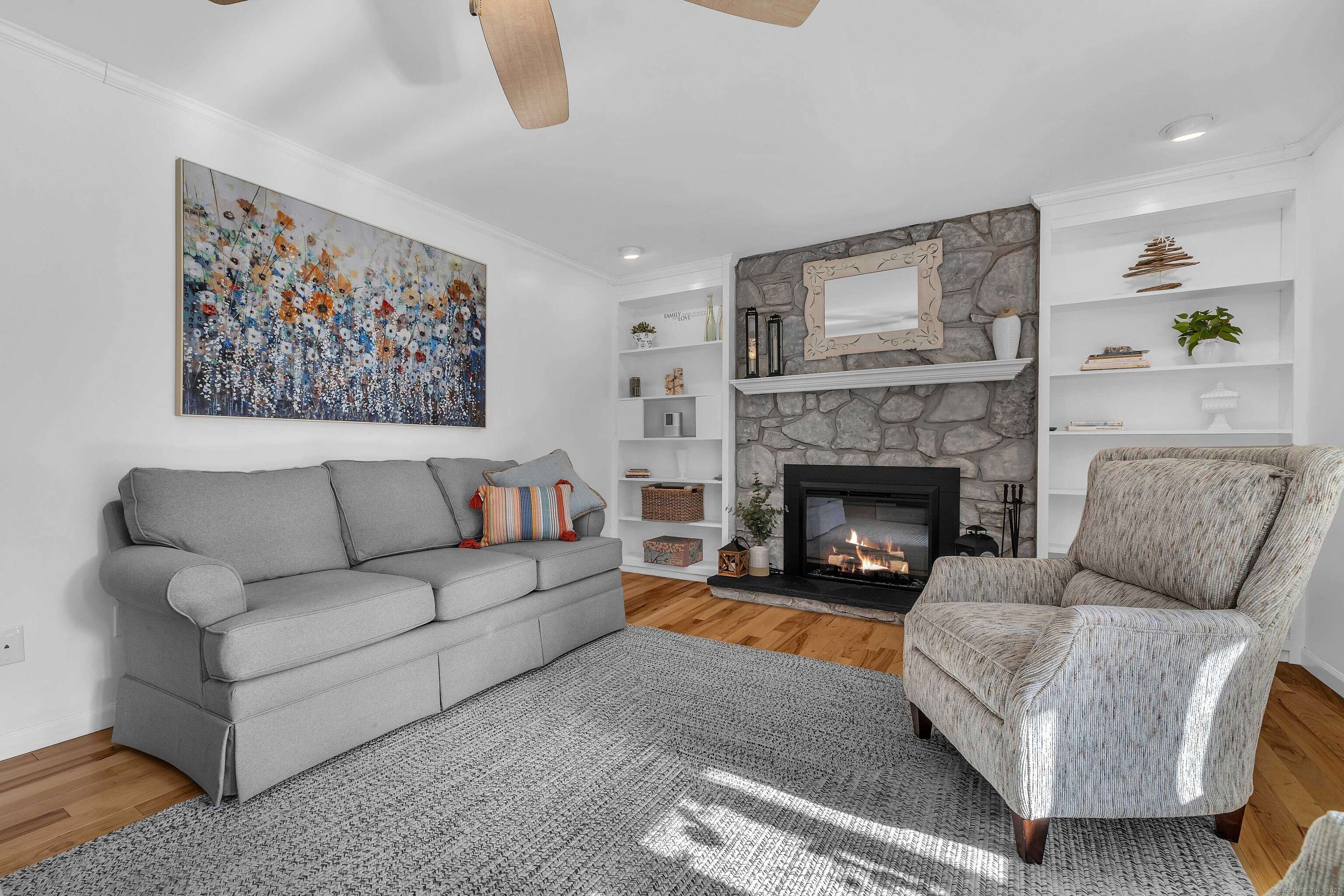 Waterford, CT 06375,449 Mohegan Avenue Parkway