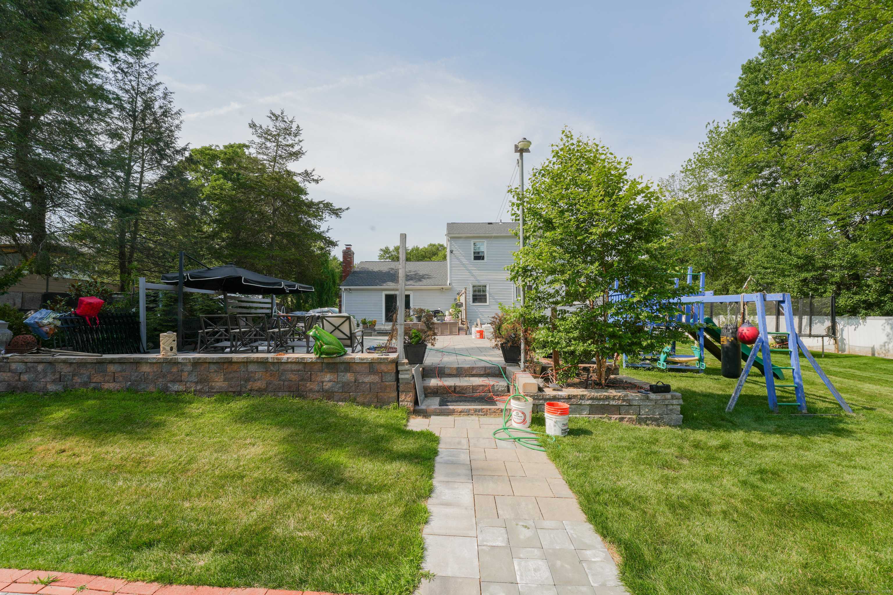 New Milford, CT 06776,22 Standish Road
