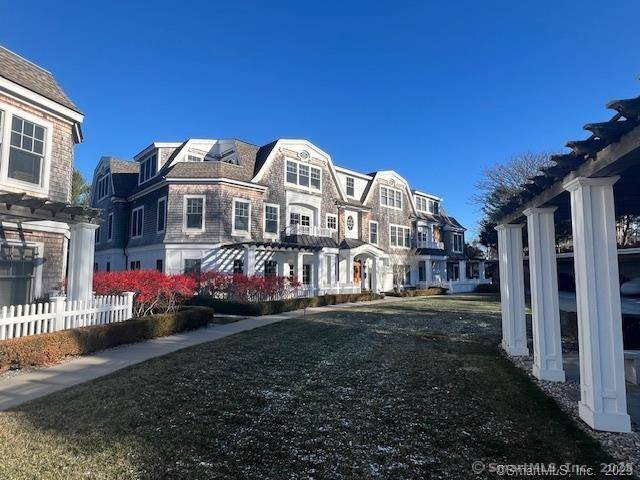 Stonington, CT 06378,103 Main Street #2202