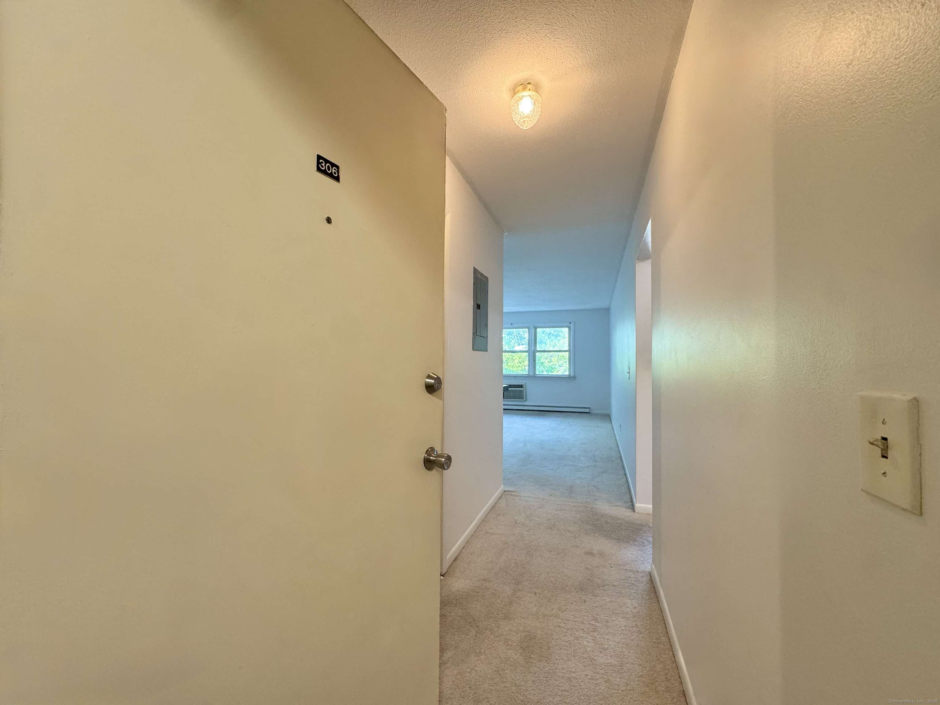 Hamden, CT 06517,1730 State Street #APT 306
