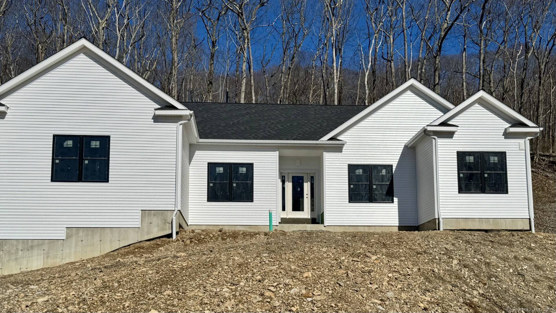 Middlebury, CT 06762,2 Deer Run Road