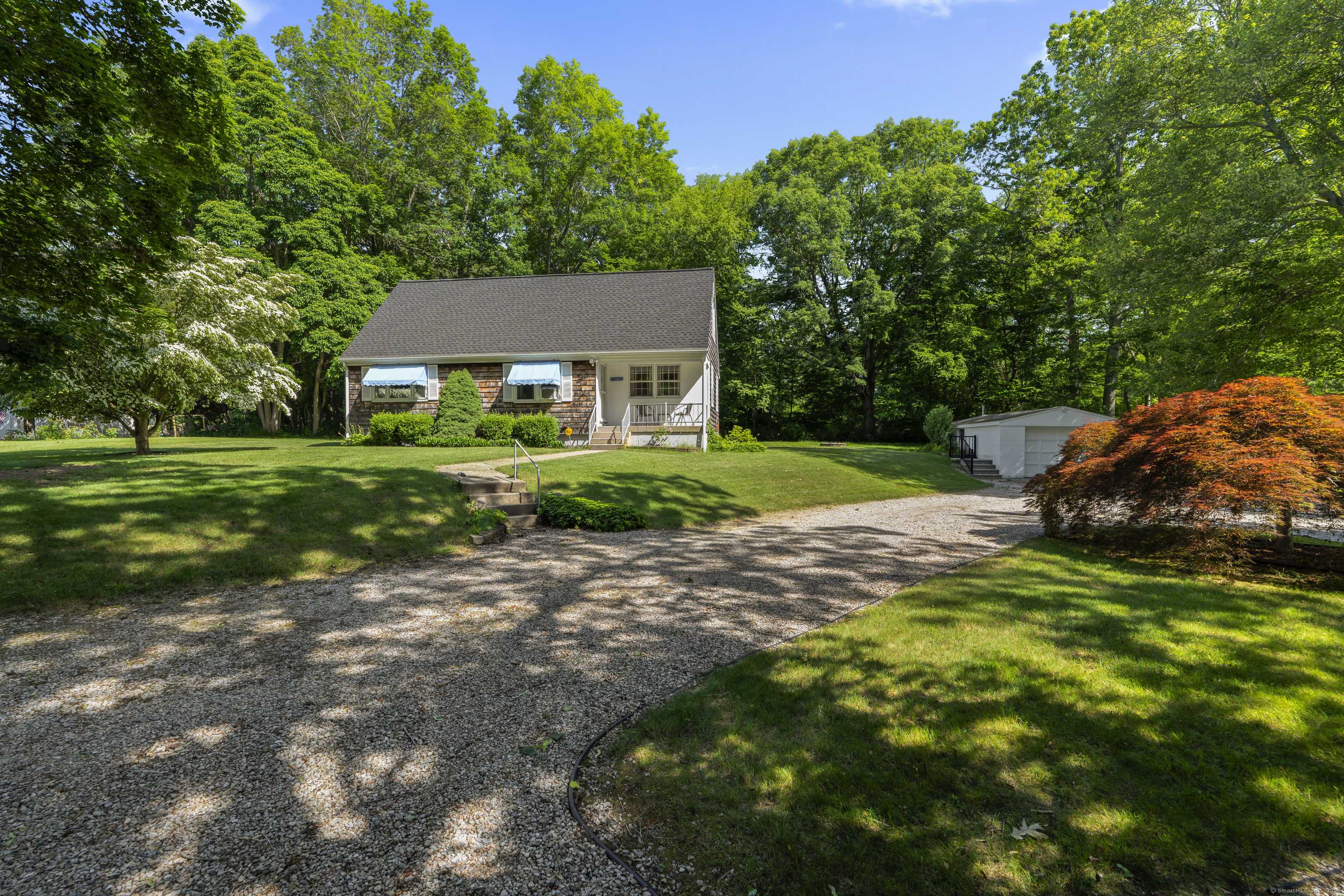 East Lyme, CT 06333,8 Nelson Drive