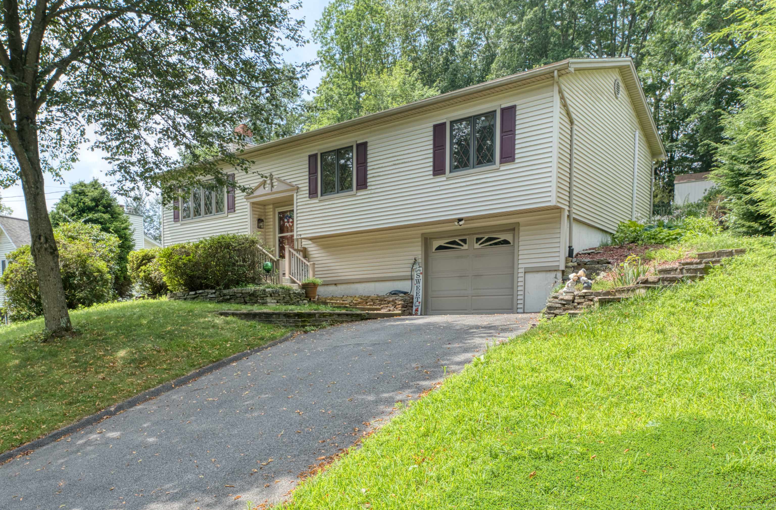 Naugatuck, CT 06770,70 Crestwood Drive