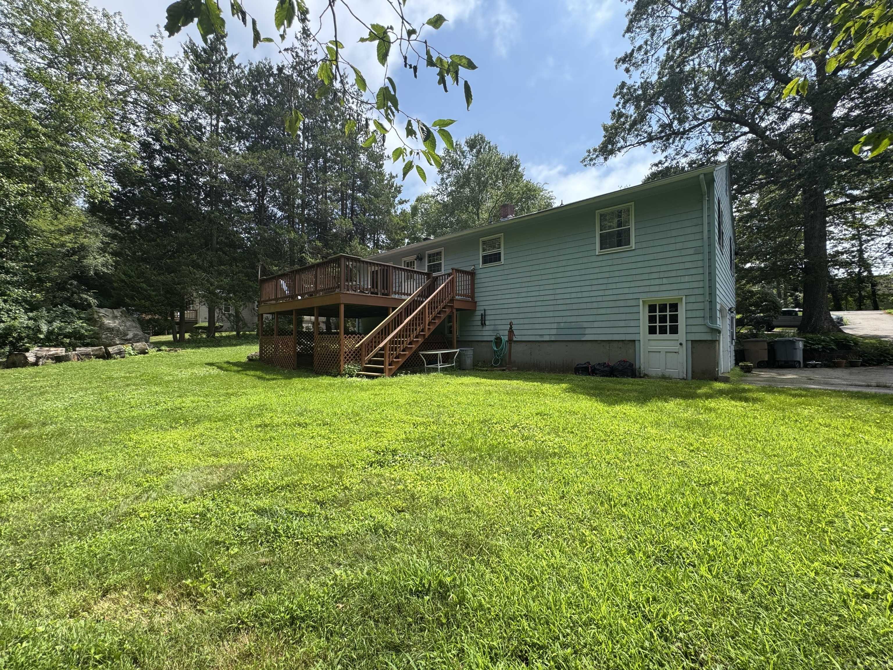 East Lyme, CT 06333,105 Chesterfield Road