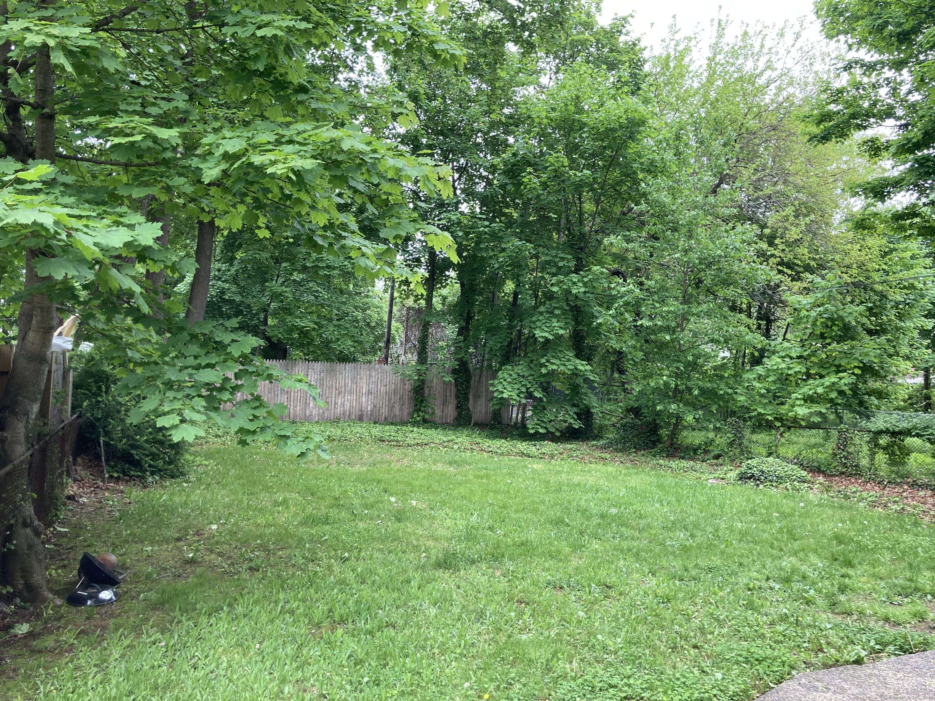 New Haven, CT 06511,225 Winthrop Avenue