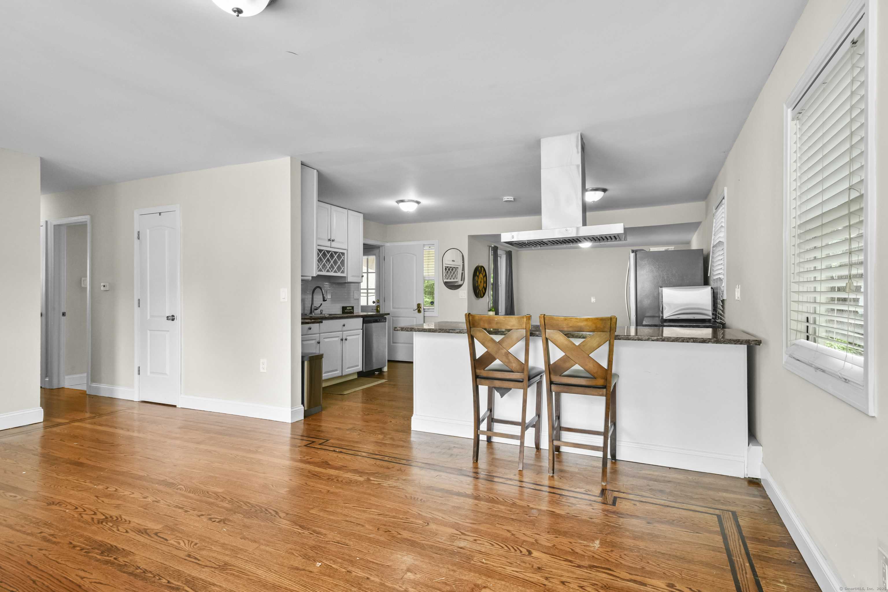 Bridgeport, CT 06606,198 Macon Drive