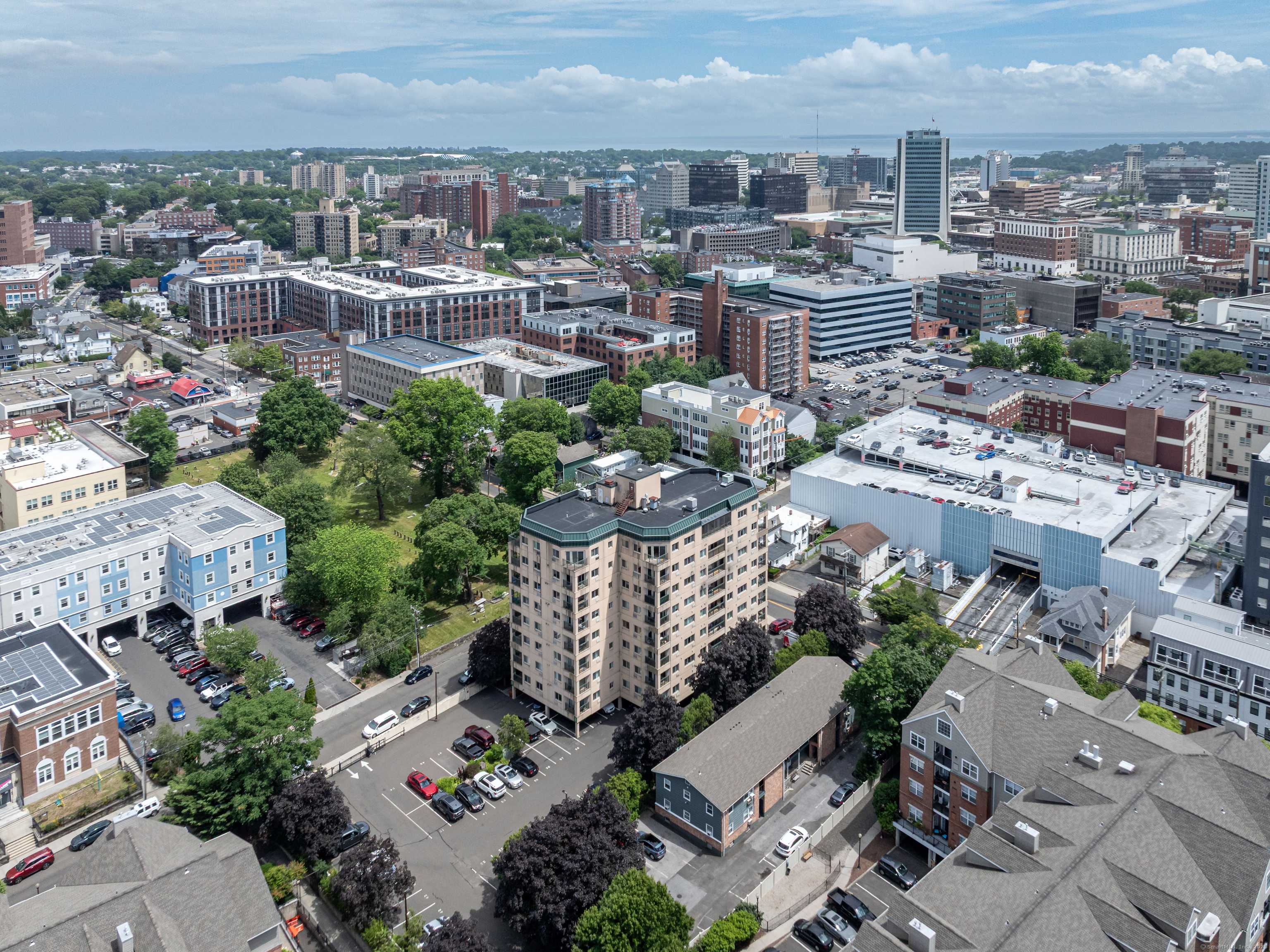 Stamford, CT 06902,104 North Street #APT 803