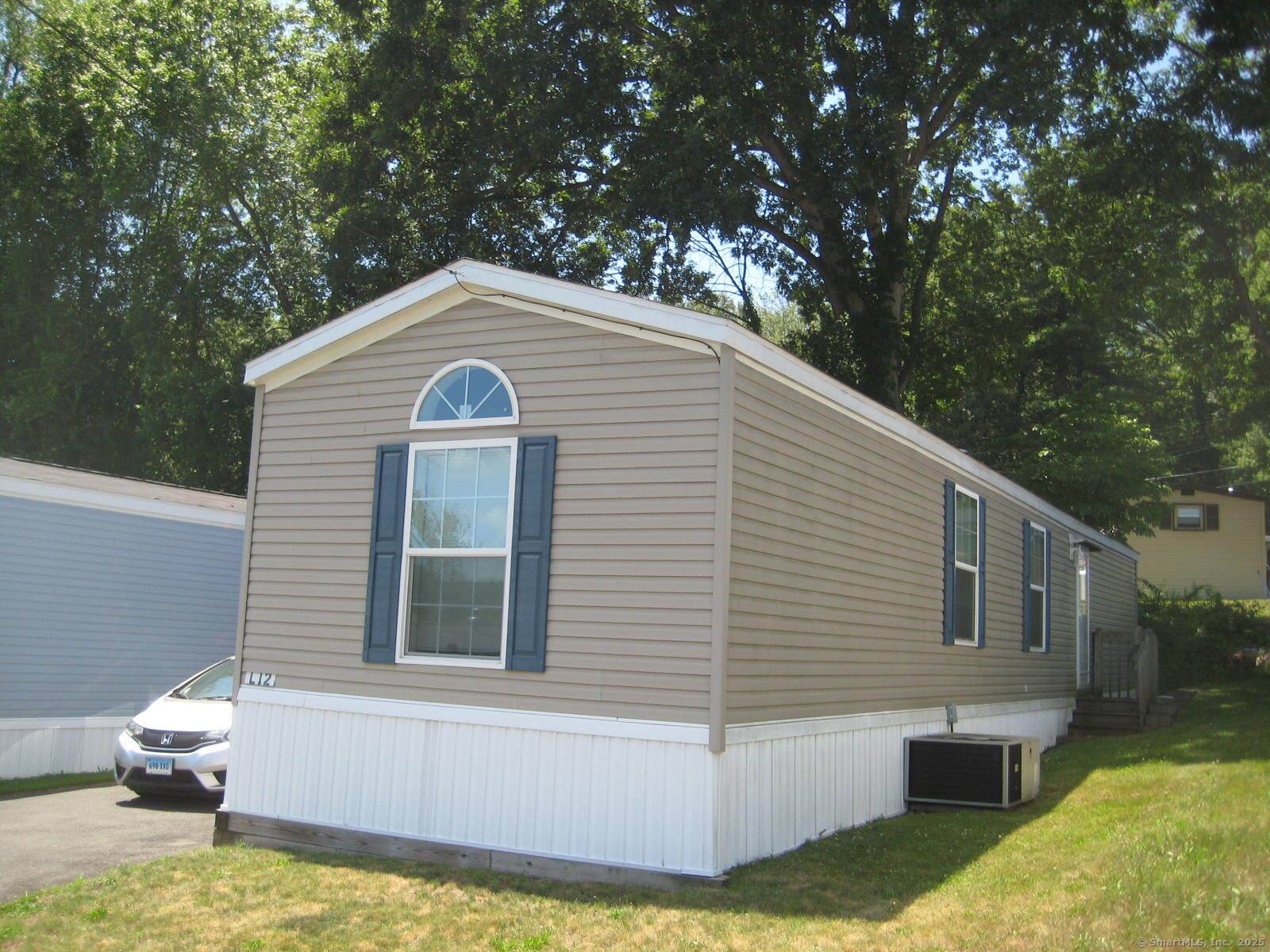 Vernon, CT 06066,325 Kelly Road #L12
