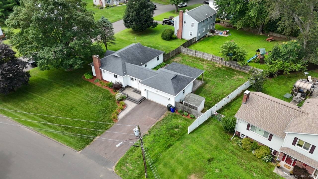 Windsor Locks, CT 06096,34 Roberts Street