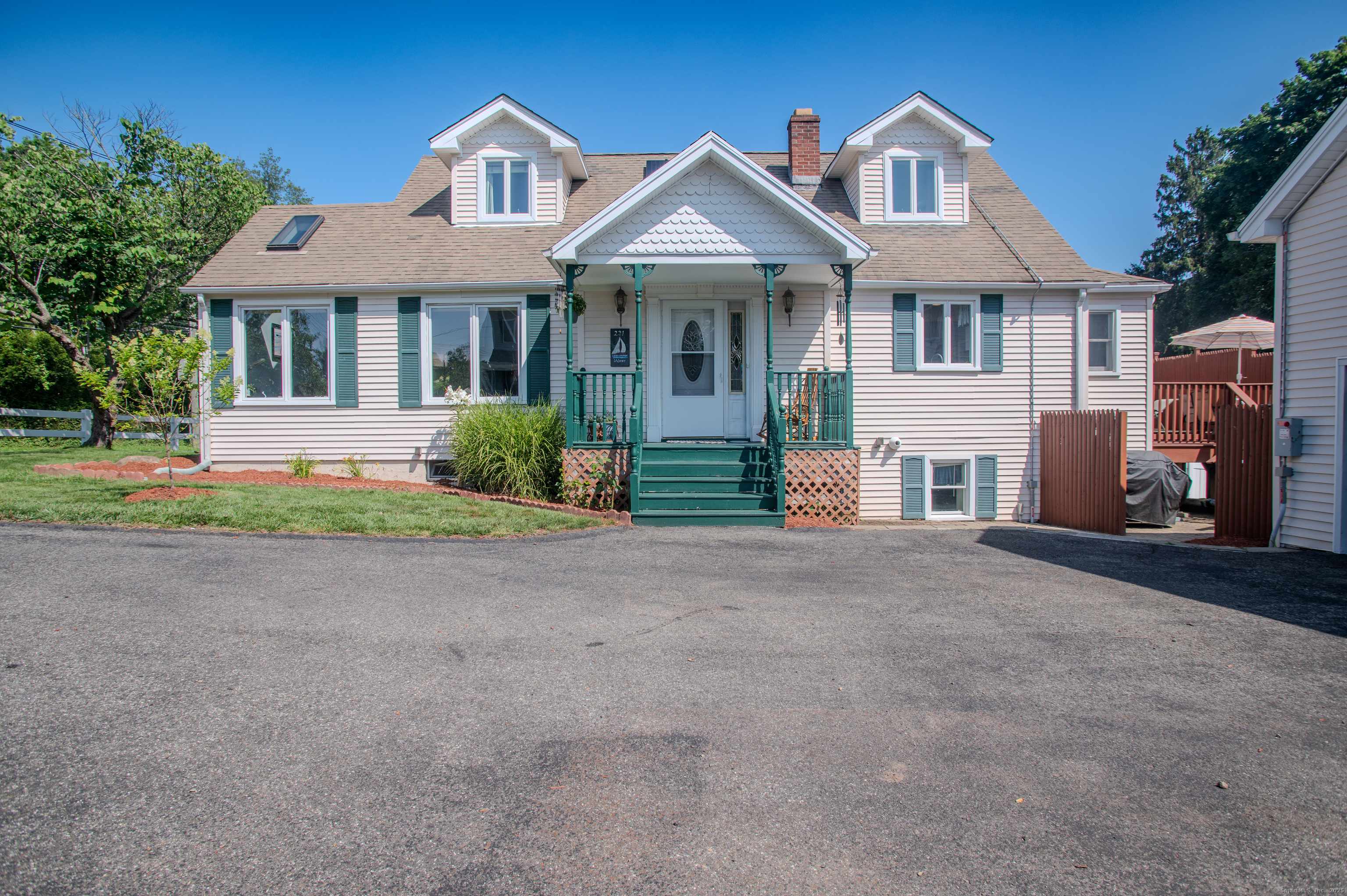 Milford, CT 06460,231 Seaside Avenue