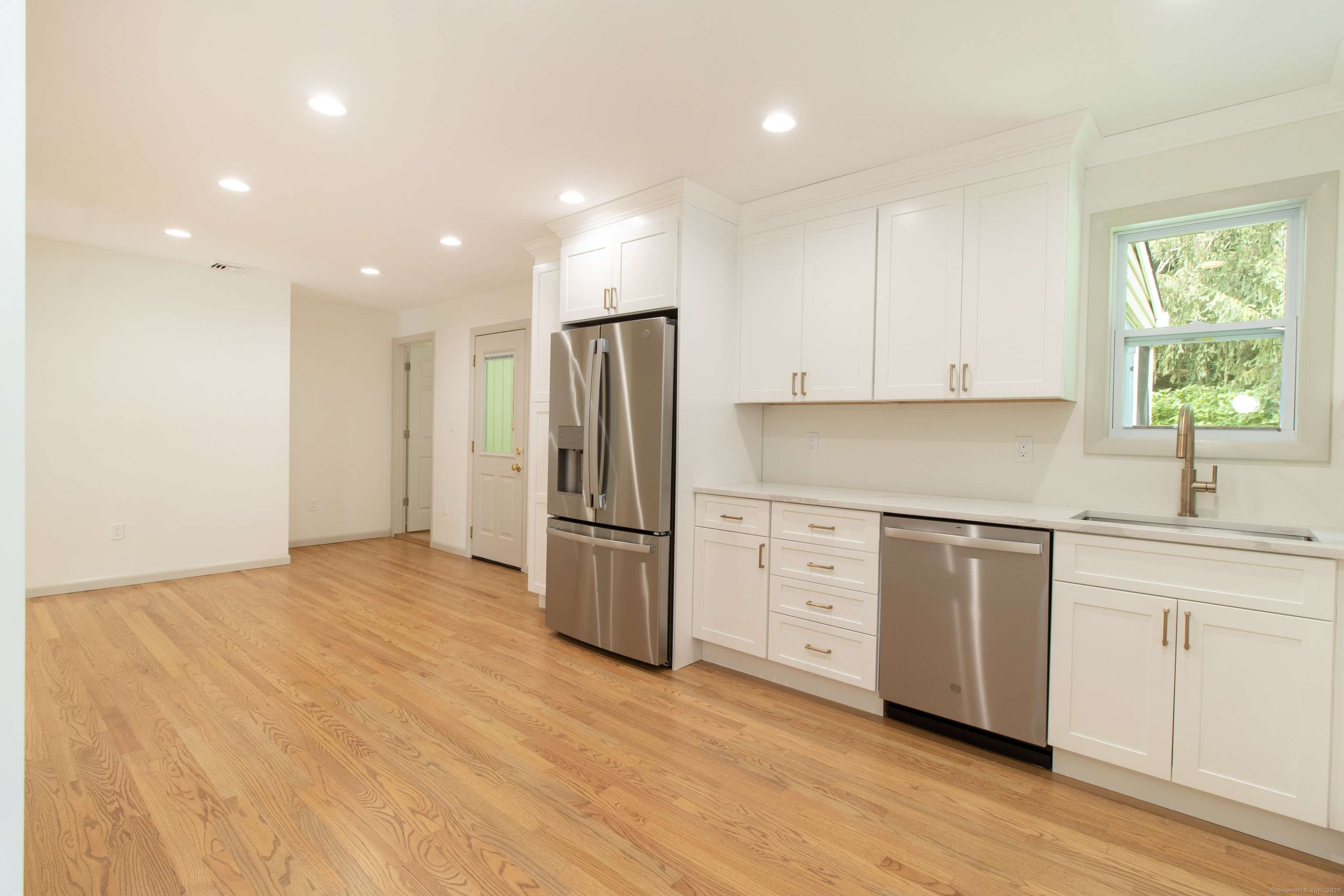 Cheshire, CT 06410,29 Bates Drive