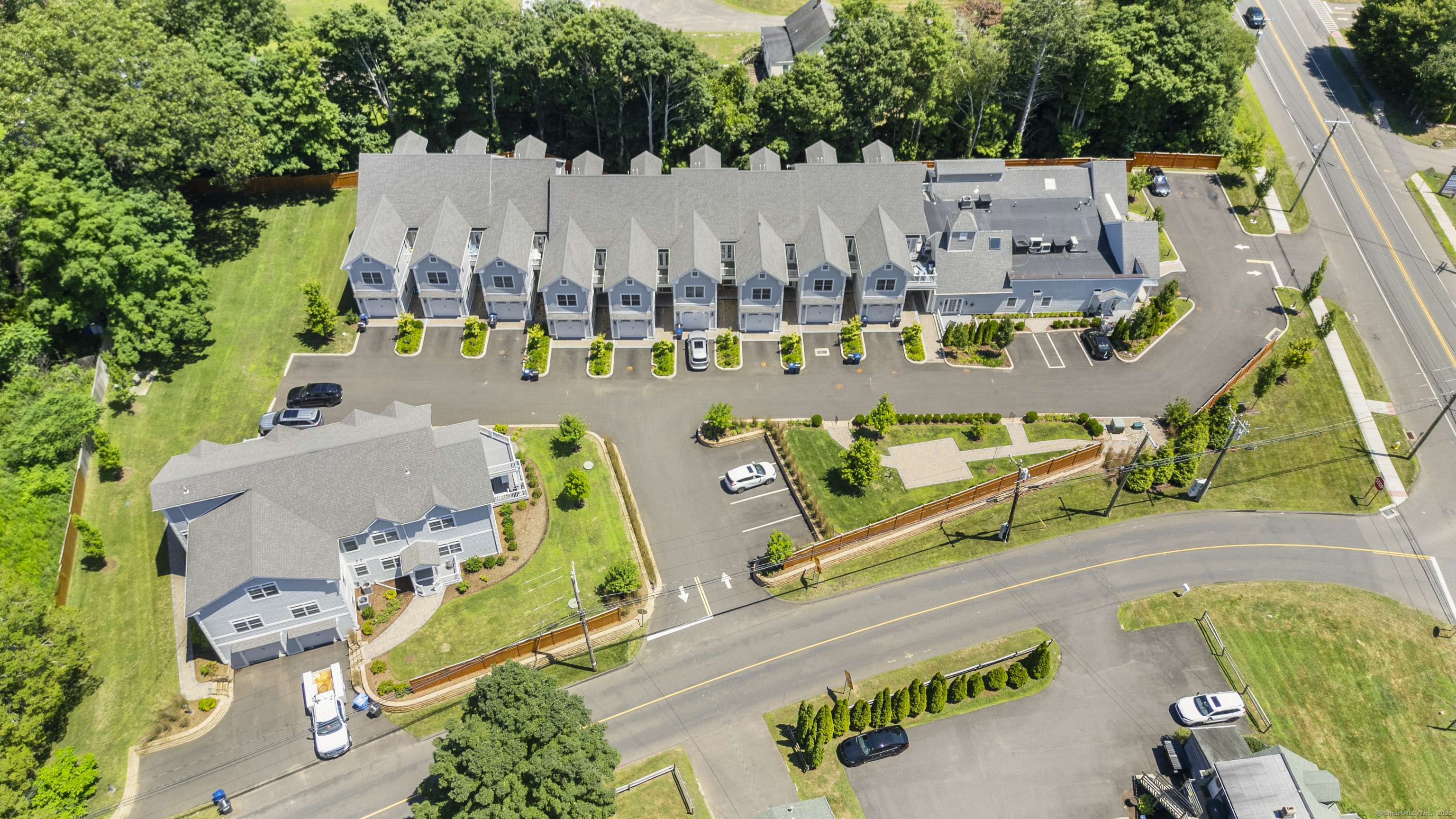 Guilford, CT 06437,2455 Boston Post Road #5
