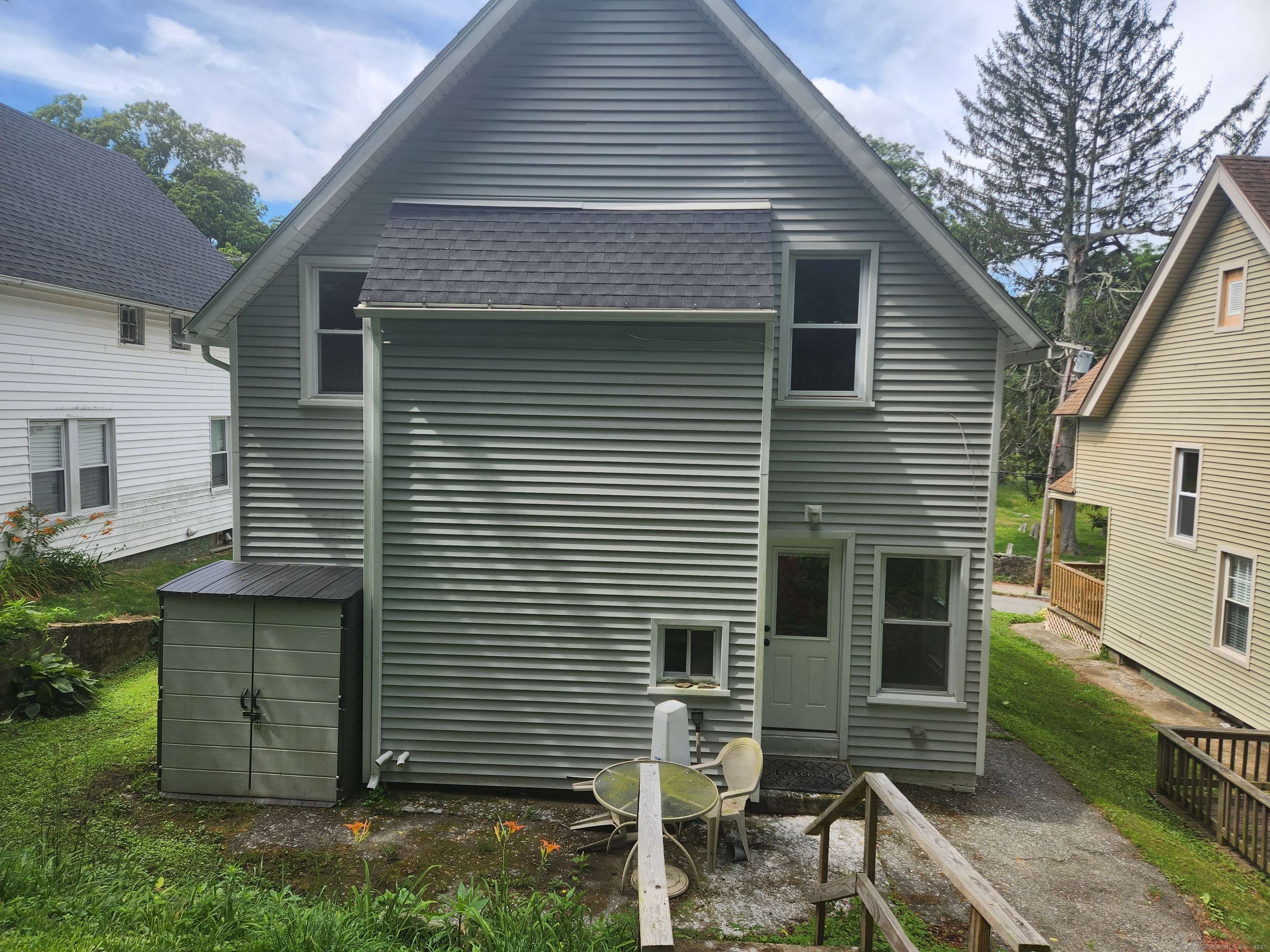 Norwich, CT 06360,40 Oak Street
