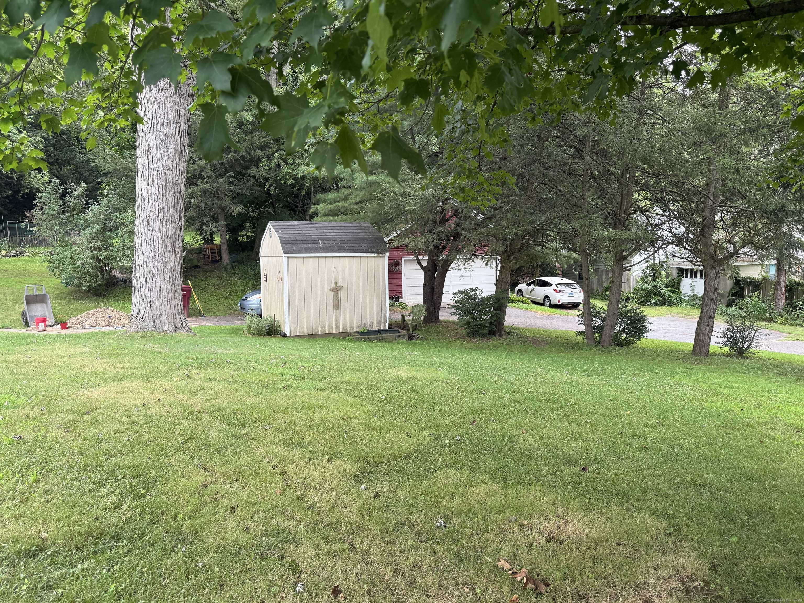 Naugatuck, CT 06770,63 Radnor Avenue
