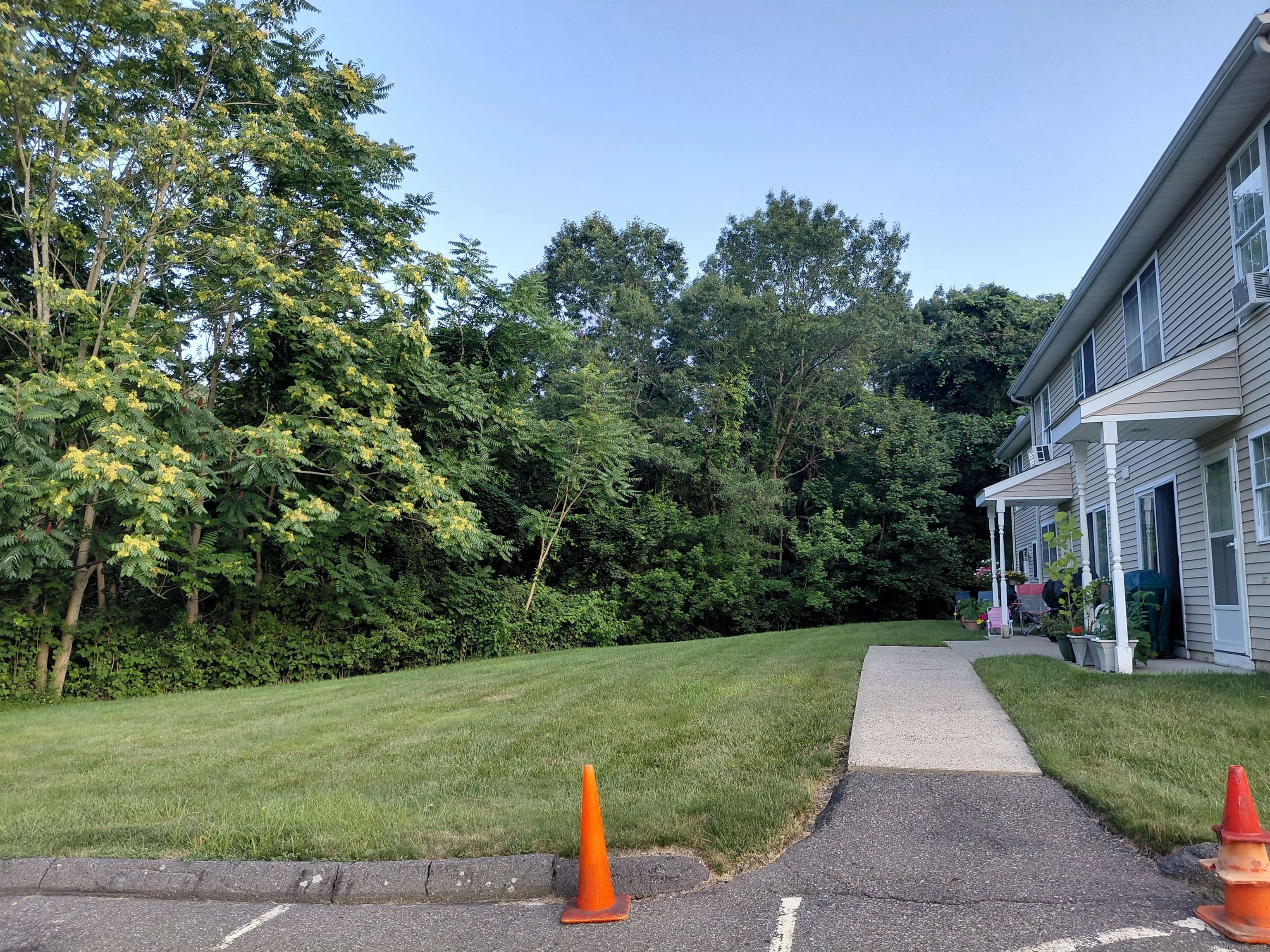 Waterbury, CT 06704,92 Hamden Avenue #APT 2
