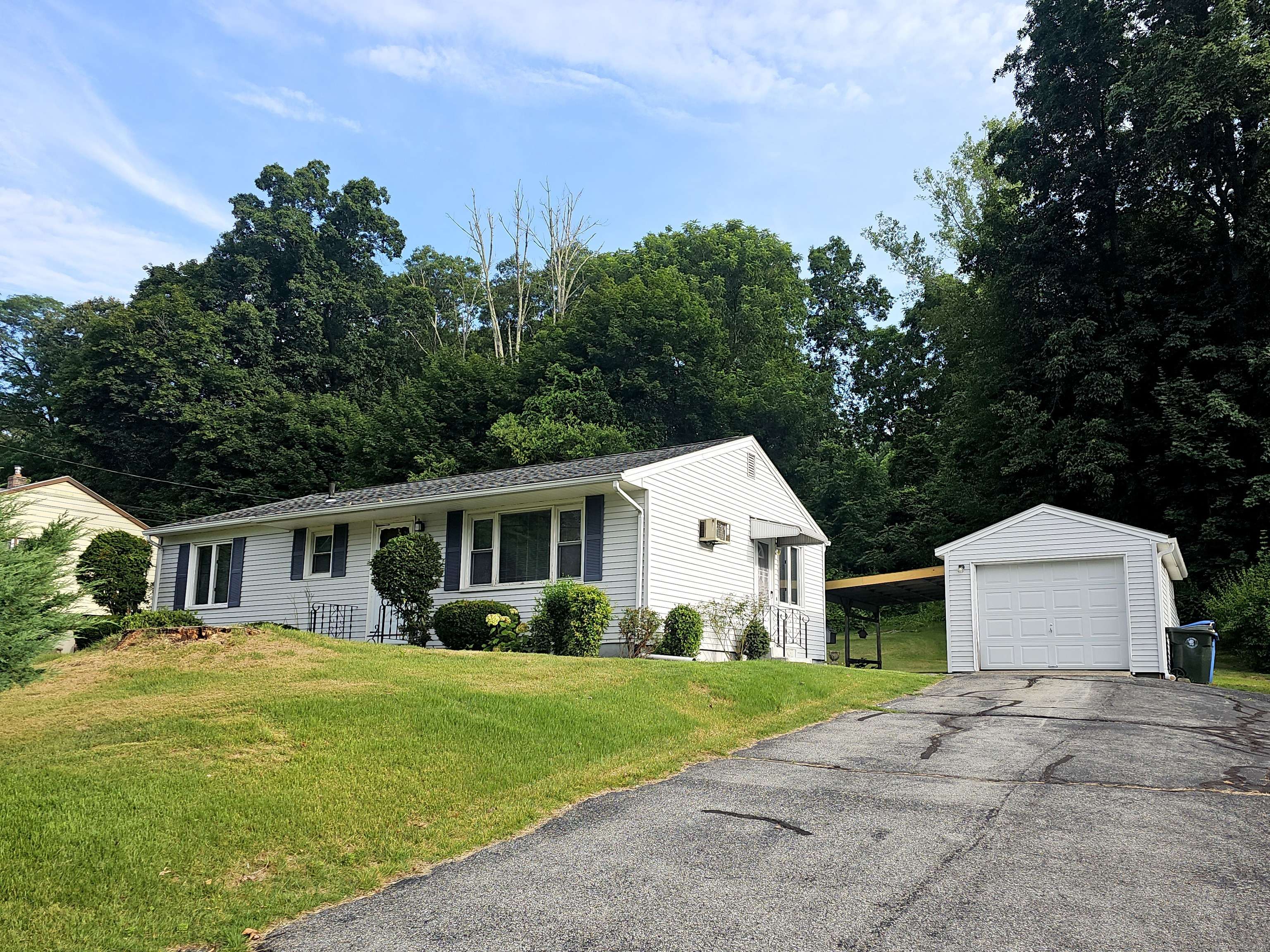 Norwich, CT 06360,12 Trading Cove Drive