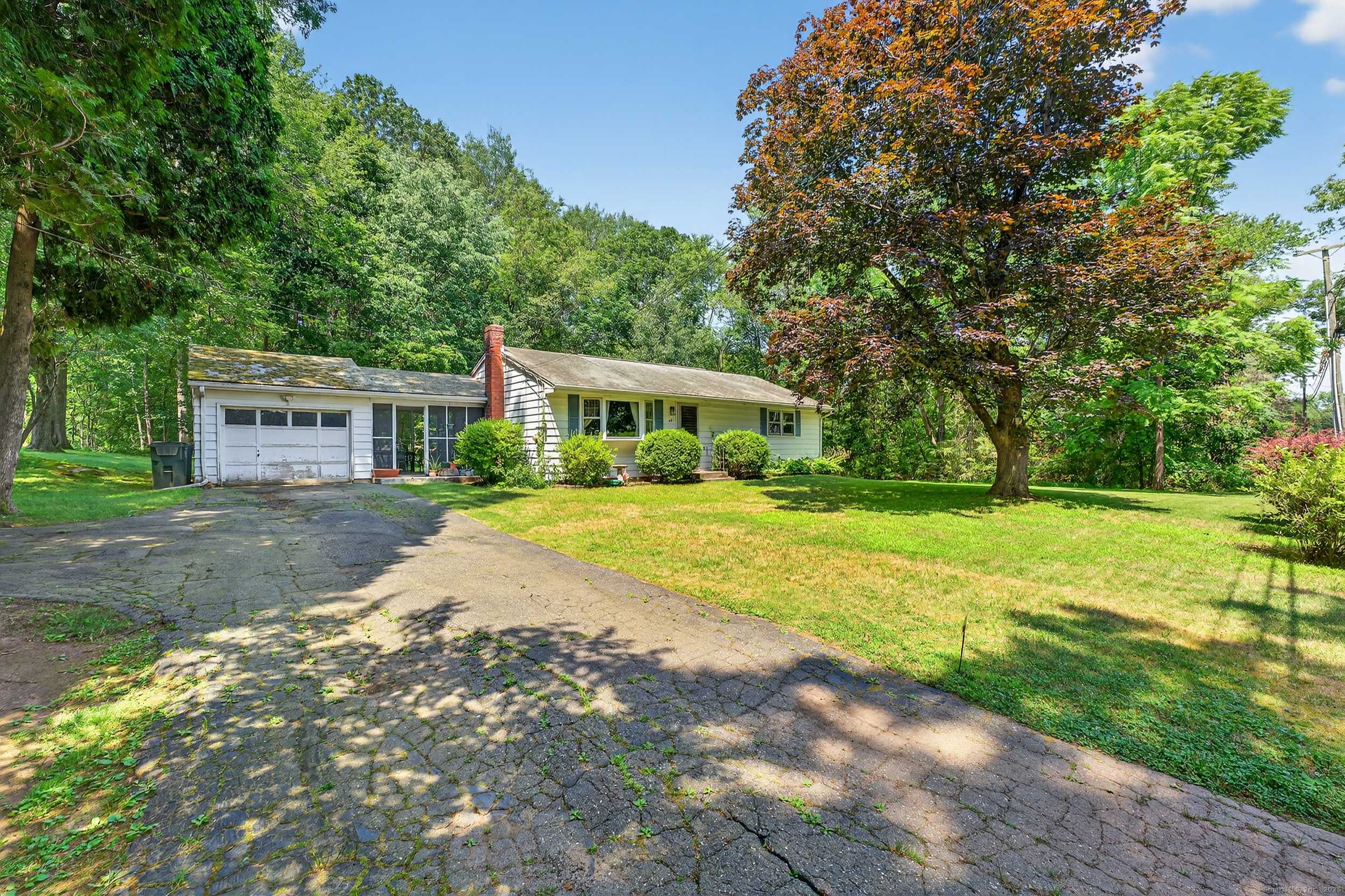 Tolland, CT 06084,48 Weigold Road