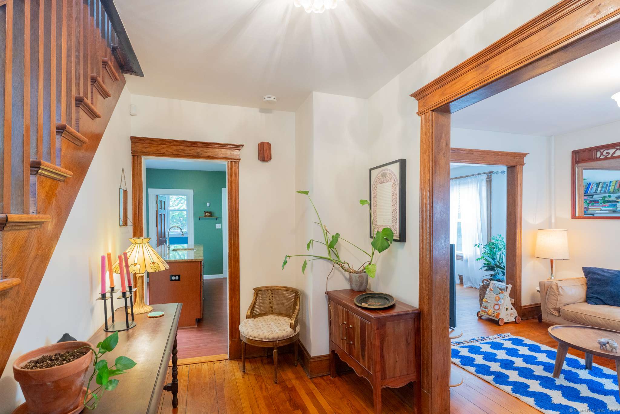 West Hartford, CT 06119,21 Warren Terrace