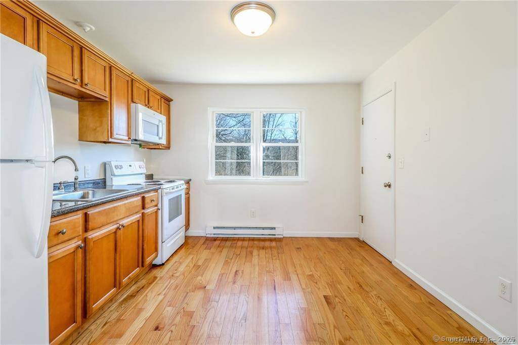 New Milford, CT 06776,3 Belair Drive #3