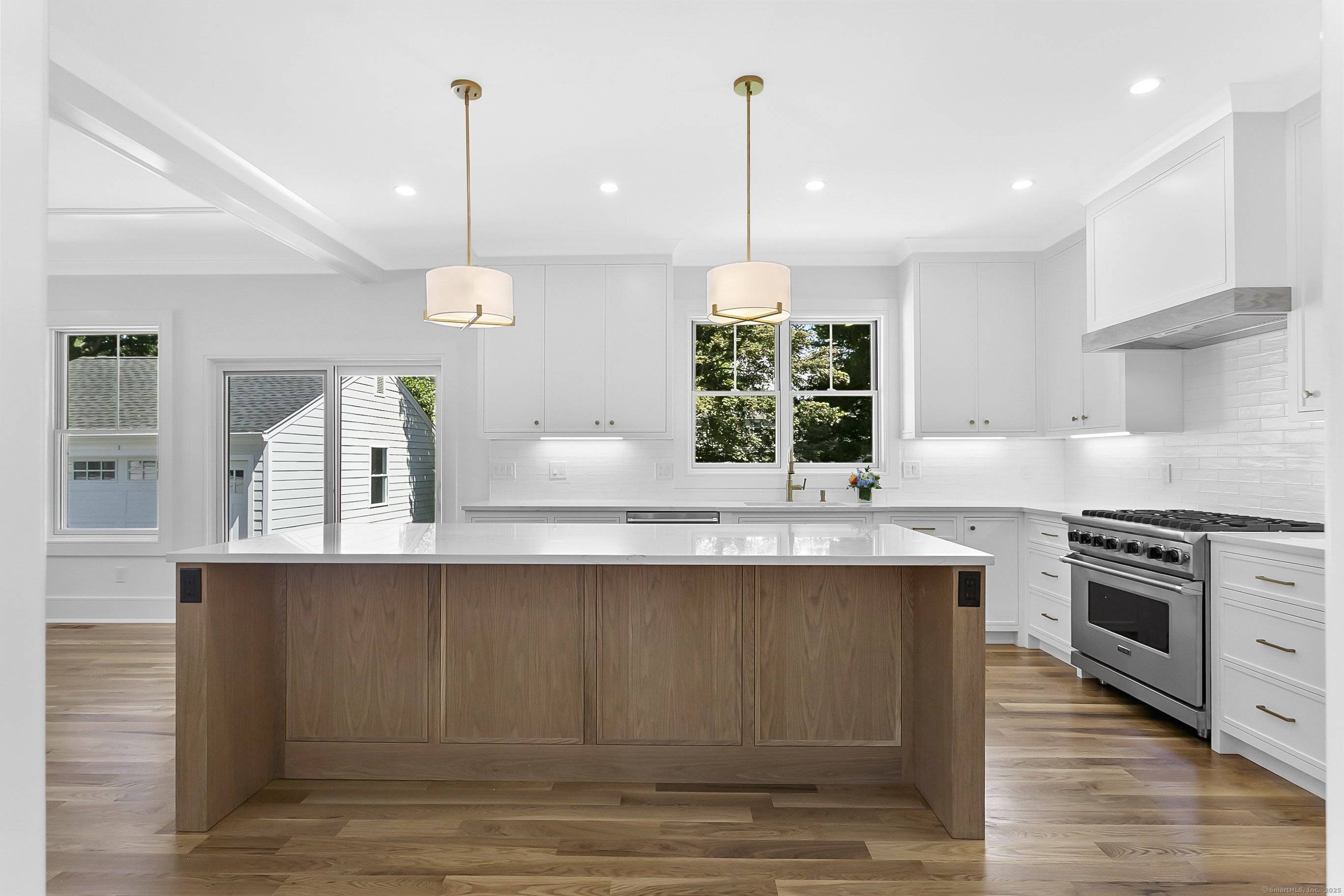 Fairfield, CT 06824,68 Figlar Avenue