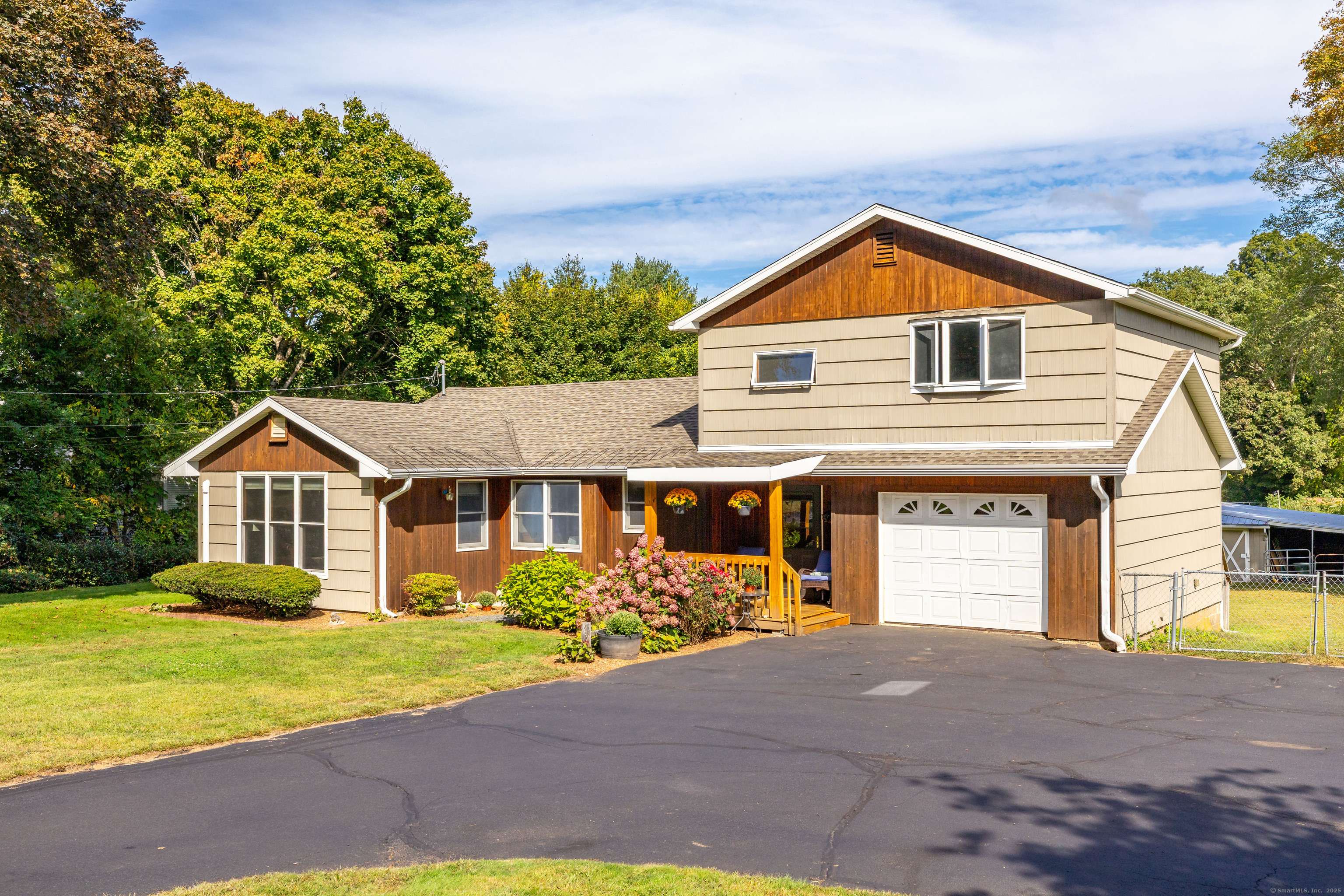 Columbia, CT 06237,41 Oakwood Lane